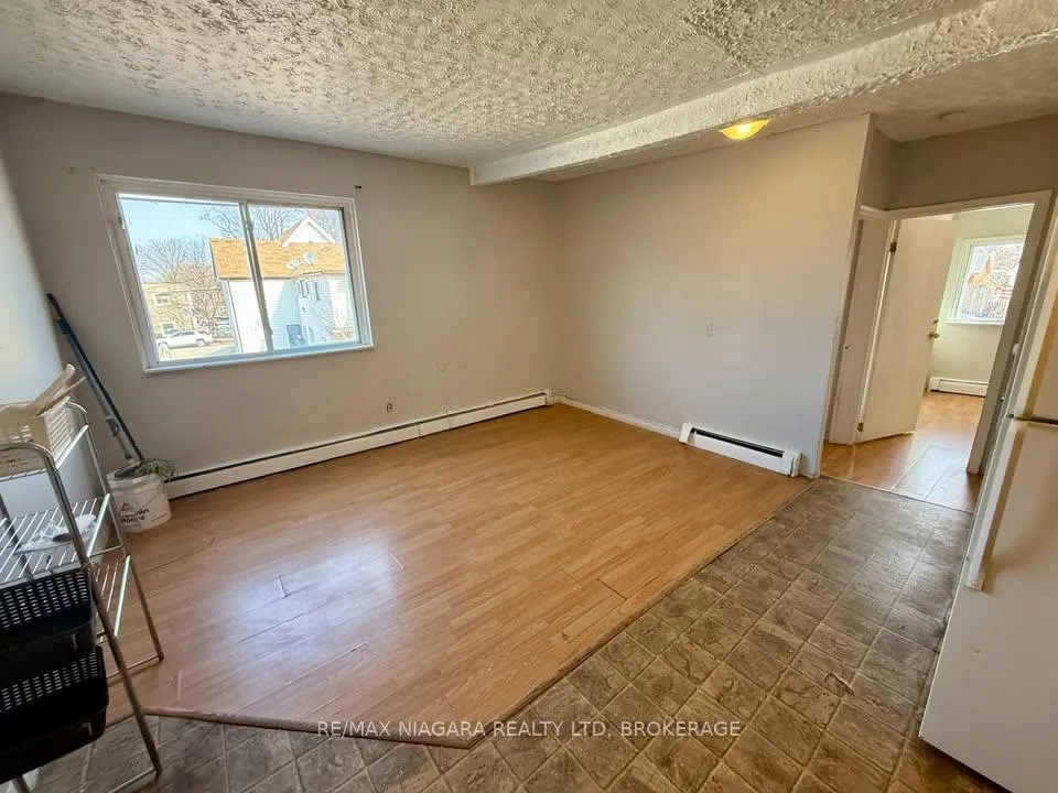 Photo 10 of Unit 6, 76 Albert Street, St. Catharines, Downtown — HOMEH
