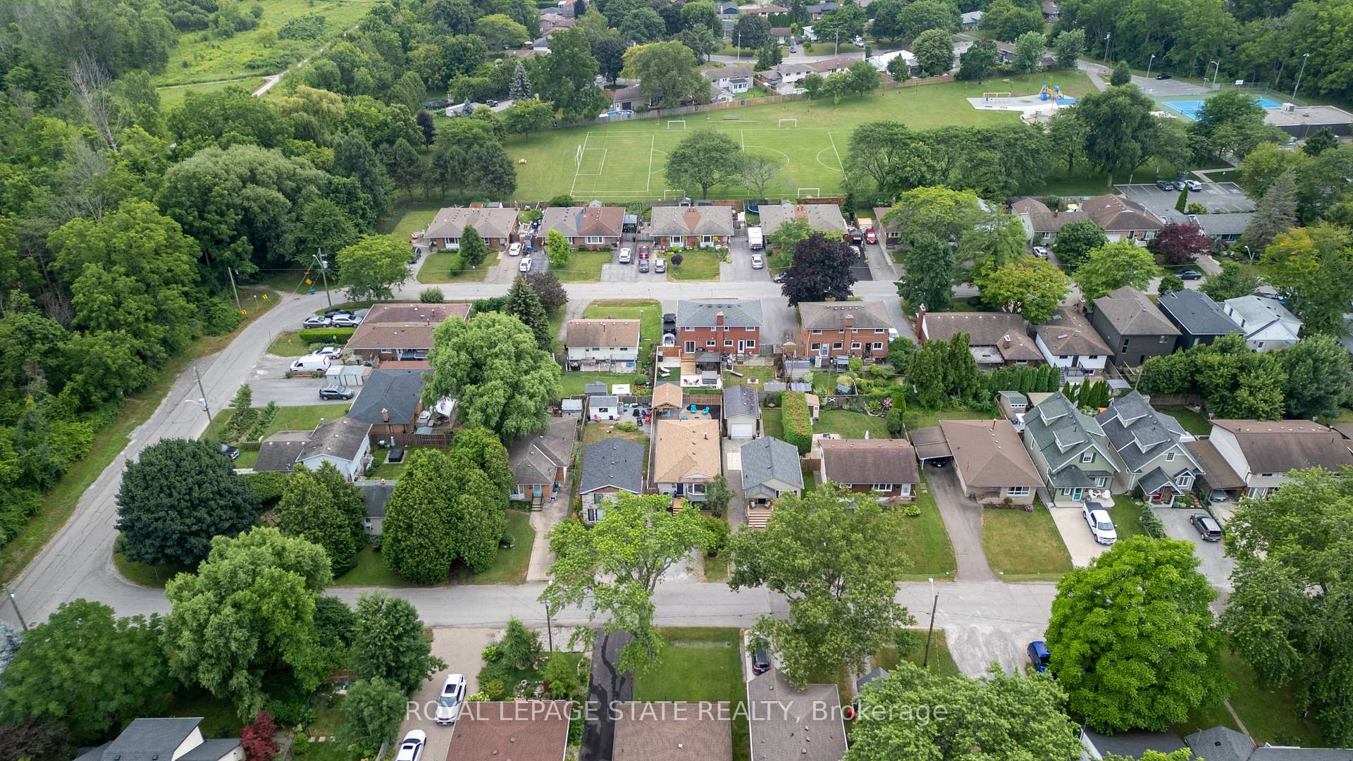 Photo 31 of 78 Melody Trail, St. Catharines, Port Weller — HOMEH