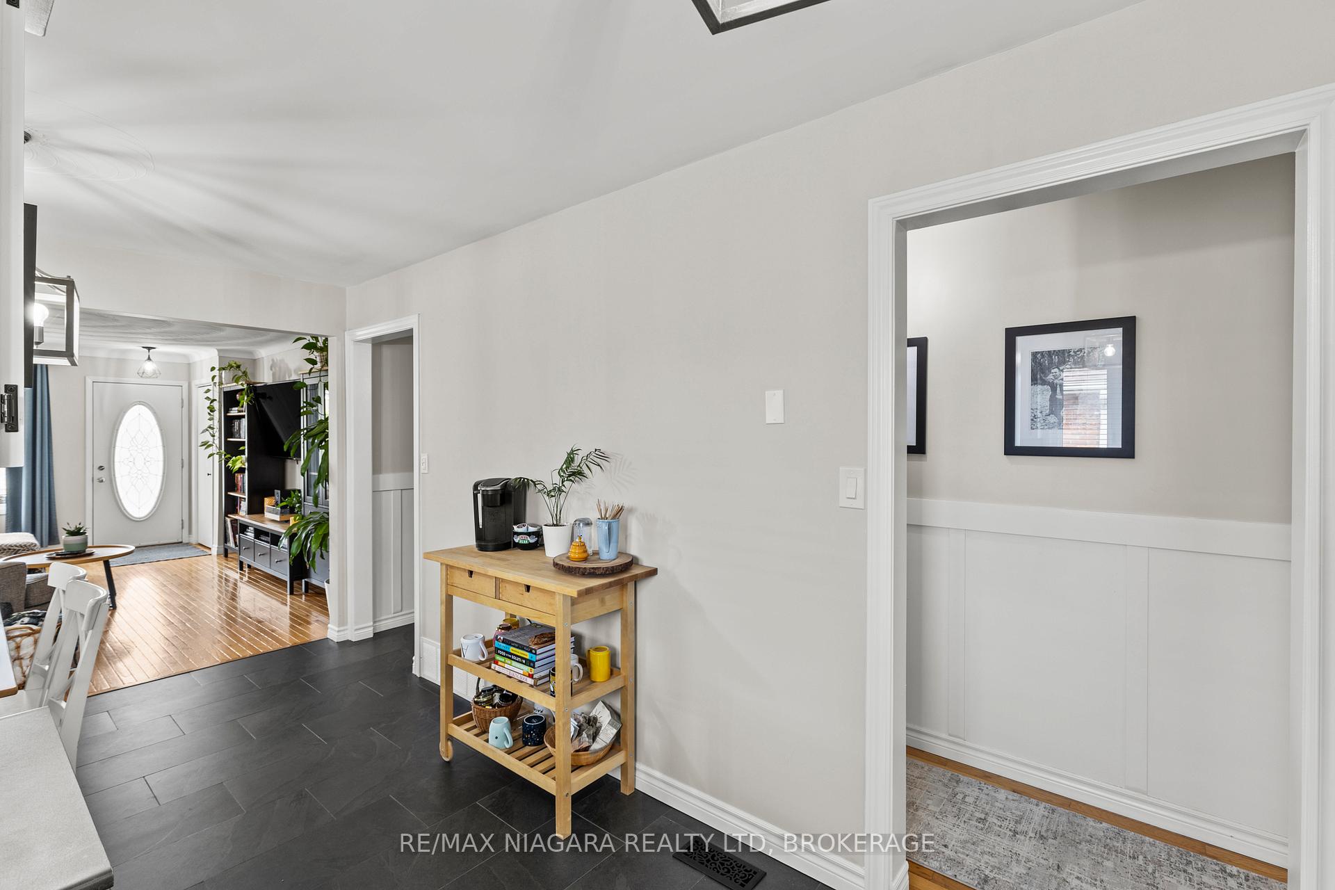 Photo 14 of 474 Scott Street, St. Catharines, Carlton/Bunting — HOMEH