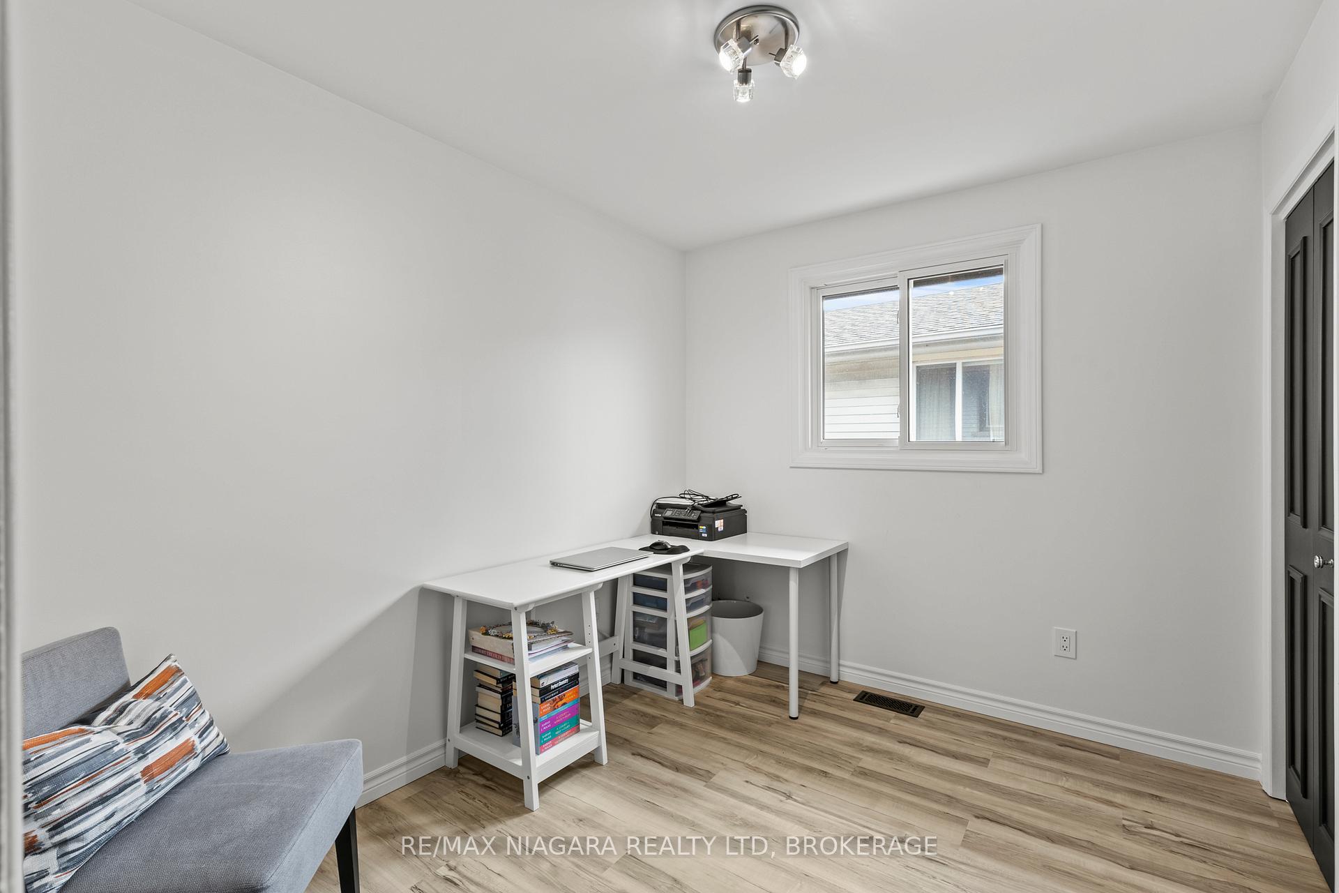 Photo 18 of 474 Scott Street, St. Catharines, Carlton/Bunting — HOMEH