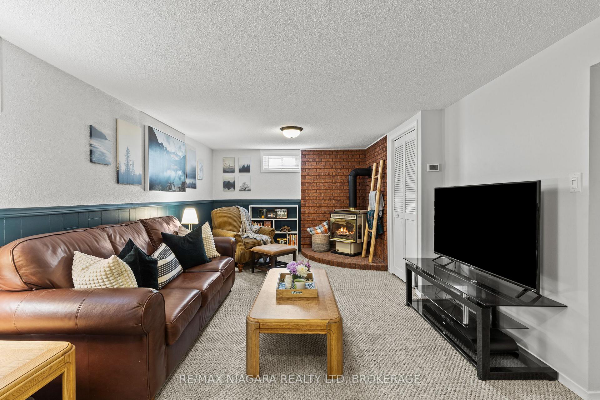 Photo 21 of 474 Scott Street, St. Catharines, Carlton/Bunting — HOMEH