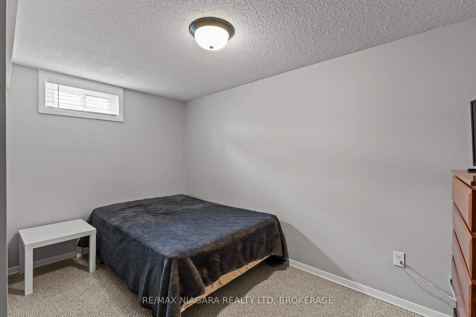 Photo 23 of 474 Scott Street, St. Catharines, Carlton/Bunting — HOMEH