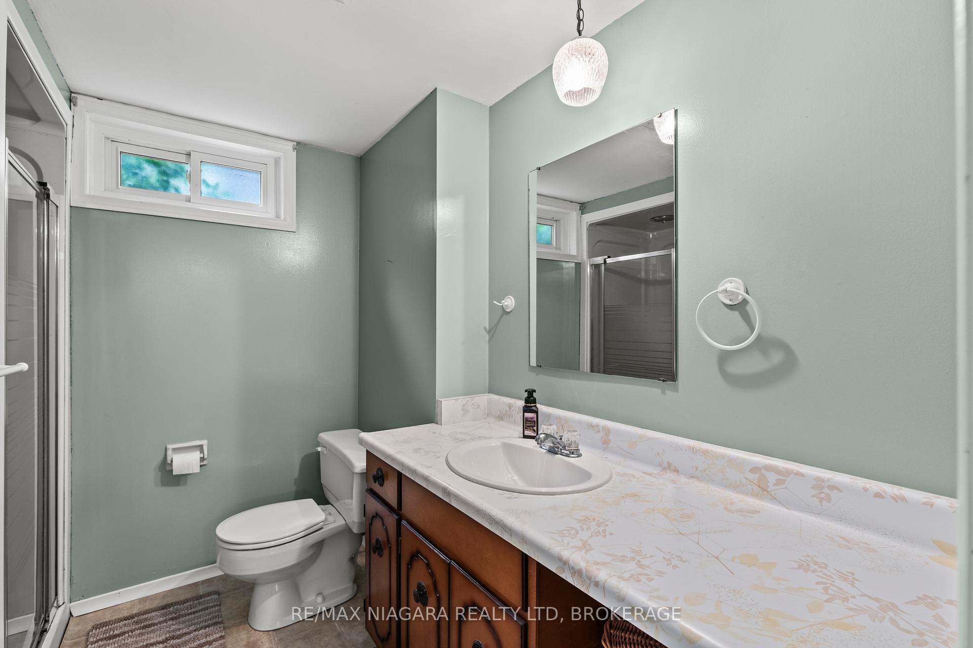 Photo 24 of 474 Scott Street, St. Catharines, Carlton/Bunting — HOMEH