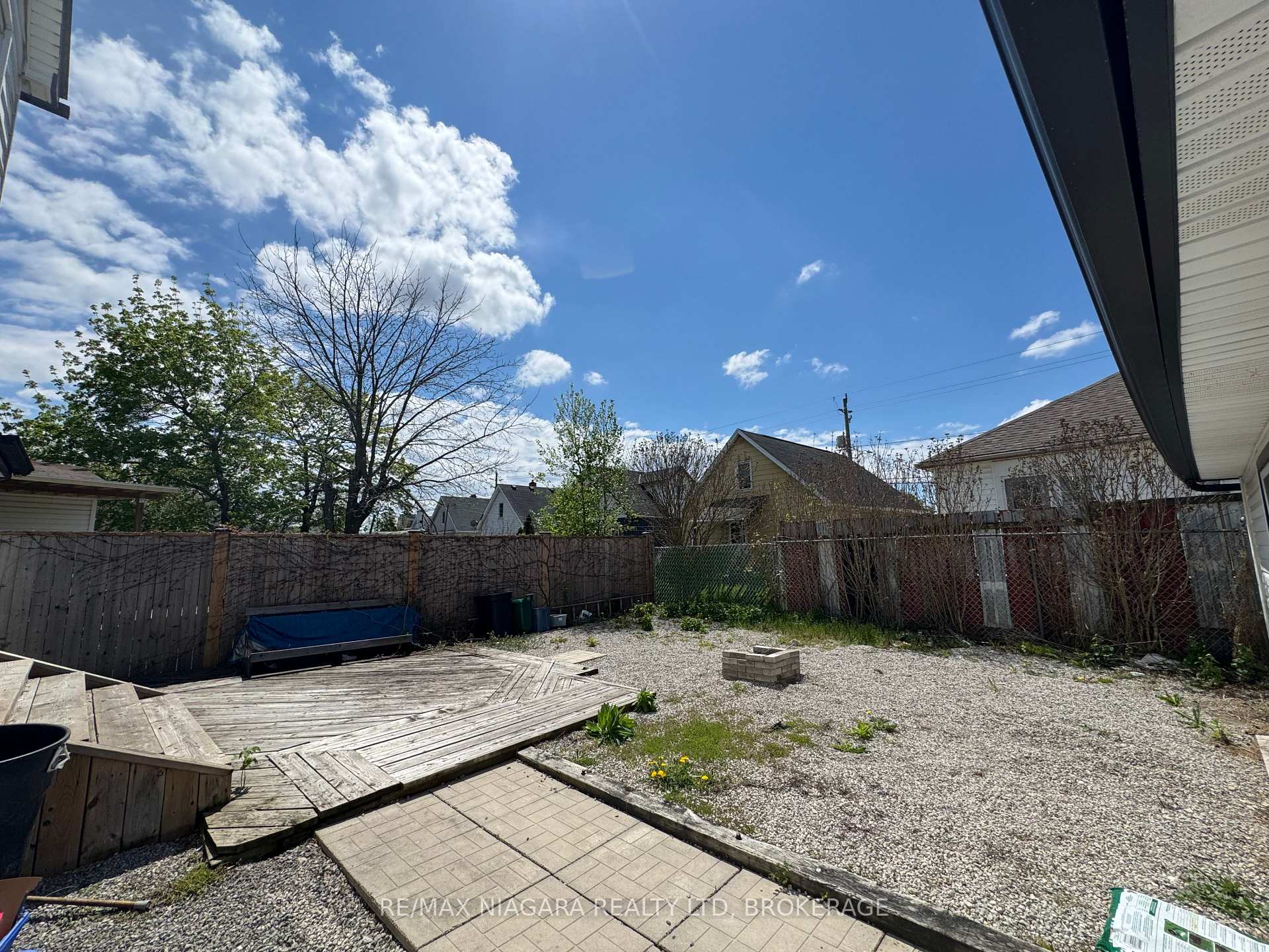 Photo 9 of Unit 3, 24 Union Street, St. Catharines, Western Hill — HOMEH