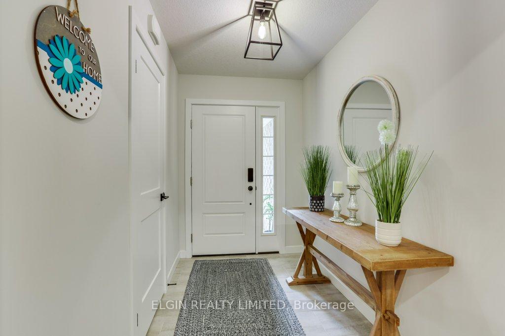 Photo 5 of 54 Acorn Trail, St. Thomas — HOMEH