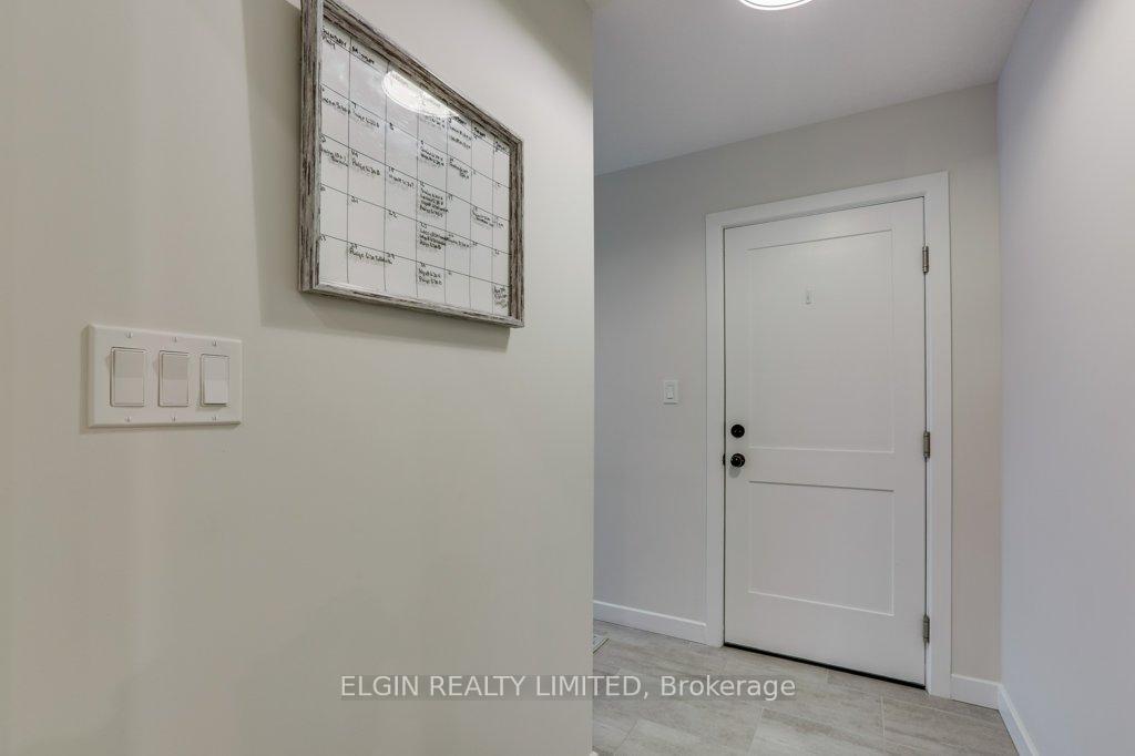 Photo 17 of 54 Acorn Trail, St. Thomas — HOMEH