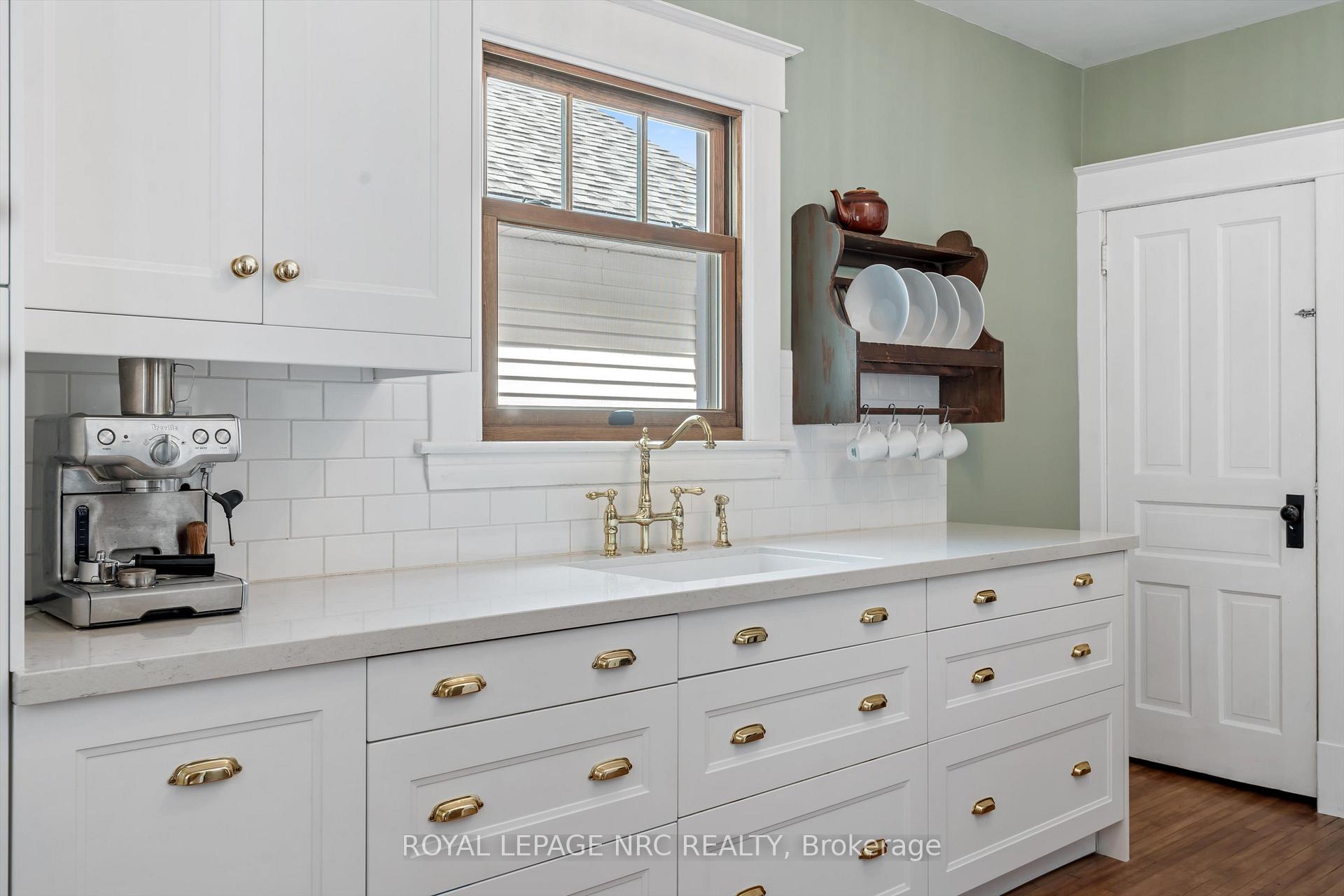 Photo 15 of 151 Pleasant Avenue, St. Catharines, Downtown — HOMEH