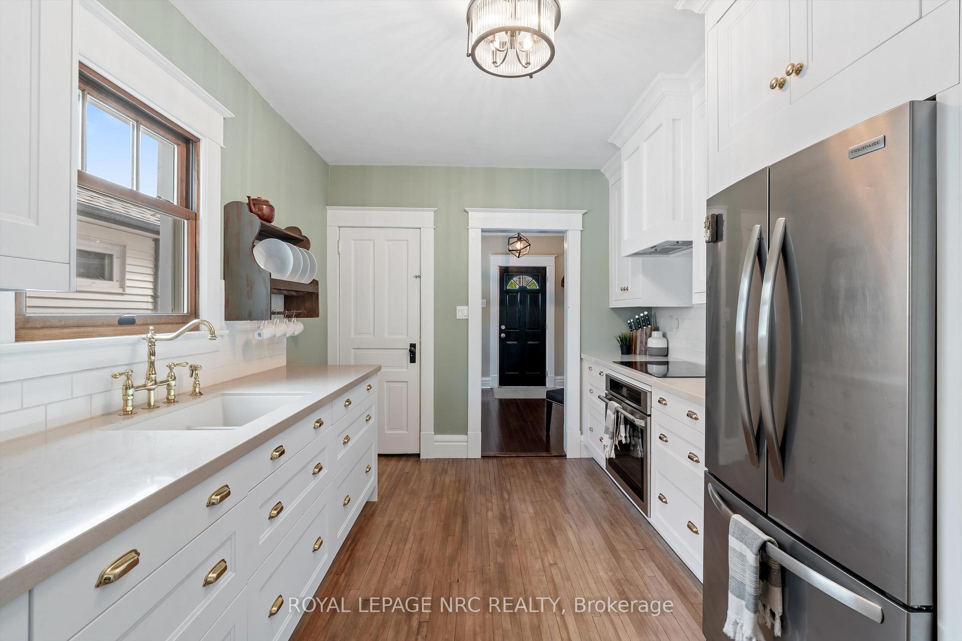 Photo 16 of 151 Pleasant Avenue, St. Catharines, Downtown — HOMEH