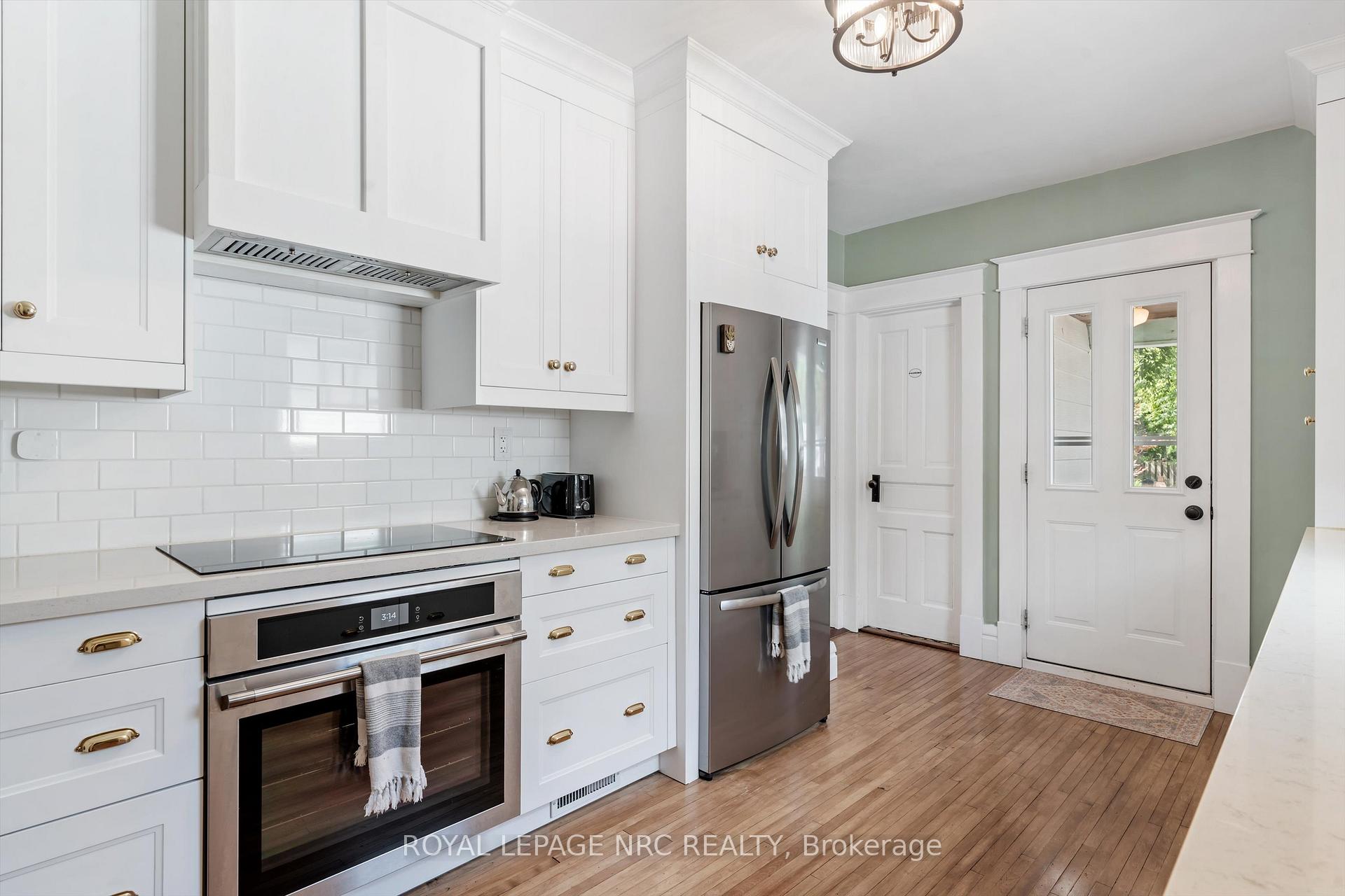 Photo 17 of 151 Pleasant Avenue, St. Catharines, Downtown — HOMEH
