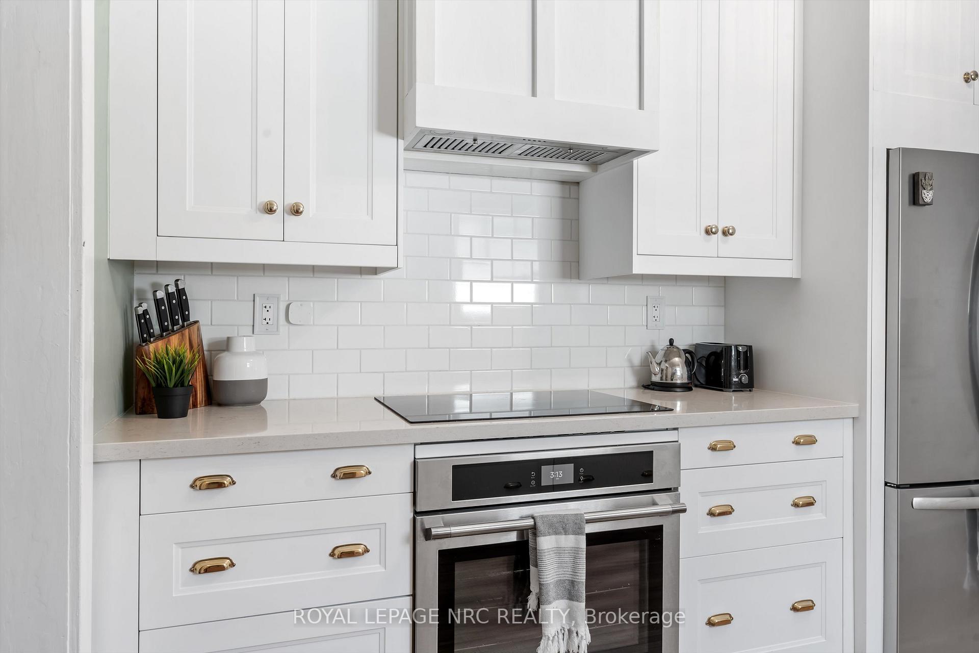 Photo 18 of 151 Pleasant Avenue, St. Catharines, Downtown — HOMEH