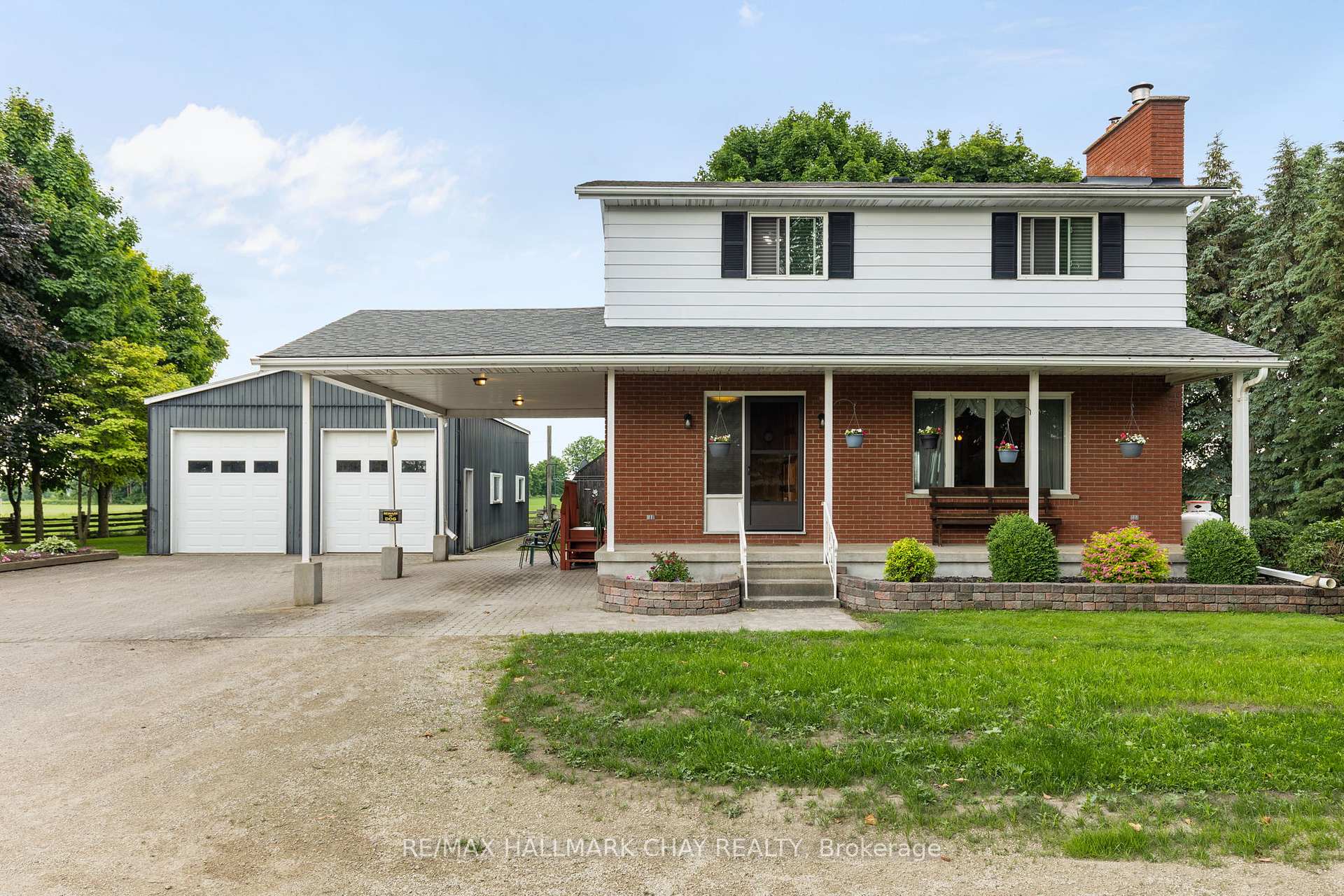 Photo 1 of 3093 Hwy 26, Springwater, Rural Springwater — HOMEH