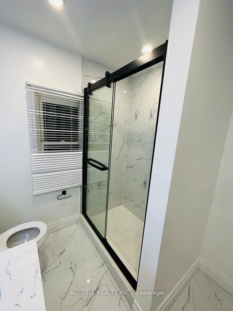 Photo 6 of Unit Upper Level, 47 Maple Street, St. Catharines, Downtown — HOMEH