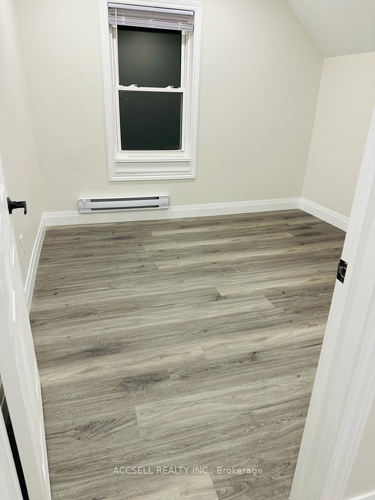 Photo 9 of Unit Upper Level, 47 Maple Street, St. Catharines, Downtown — HOMEH