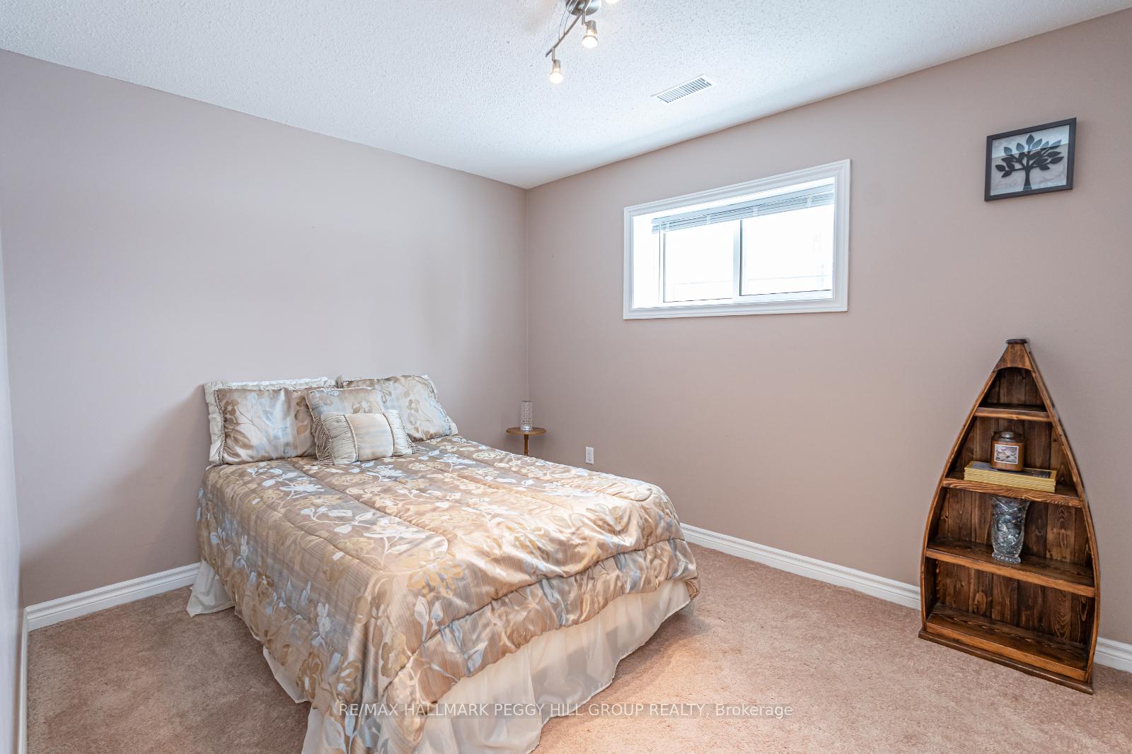 Photo 17 of 1032 Flos 4 Road E, Springwater, Phelpston — HOMEH