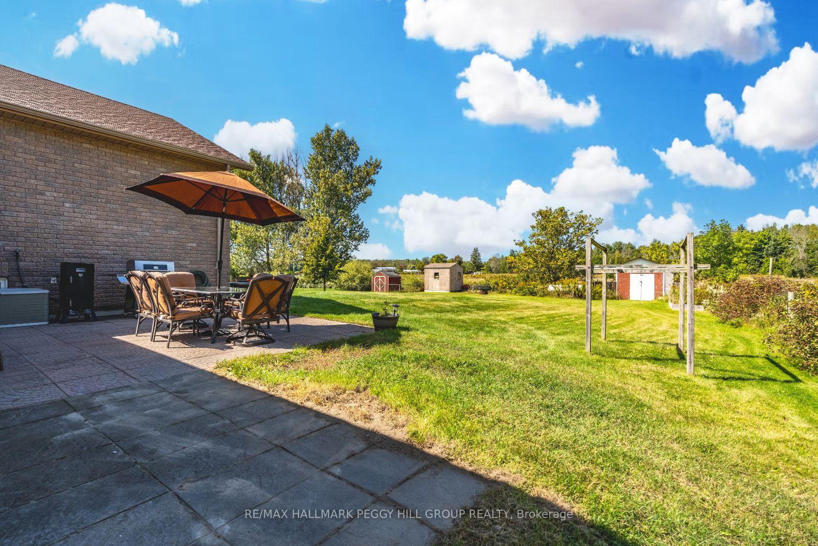 Photo 20 of 1032 Flos 4 Road E, Springwater, Phelpston — HOMEH