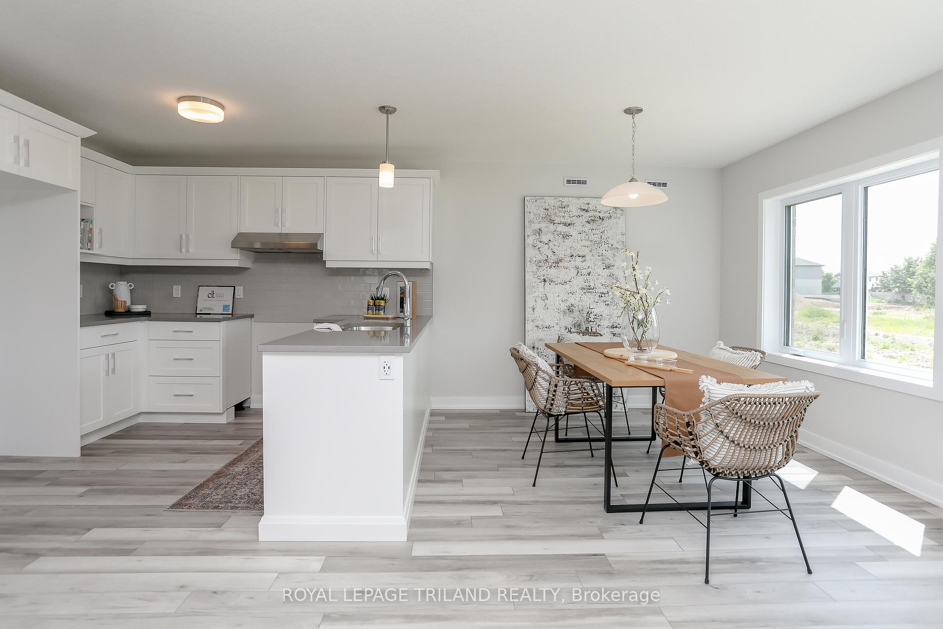 Photo 13 of 136 Manor Road, St. Thomas — HOMEH