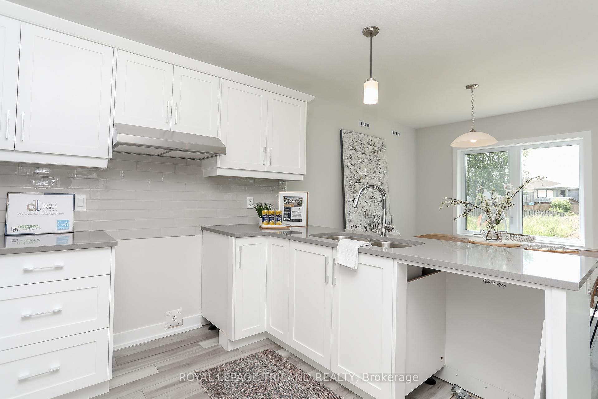 Photo 16 of 136 Manor Road, St. Thomas — HOMEH
