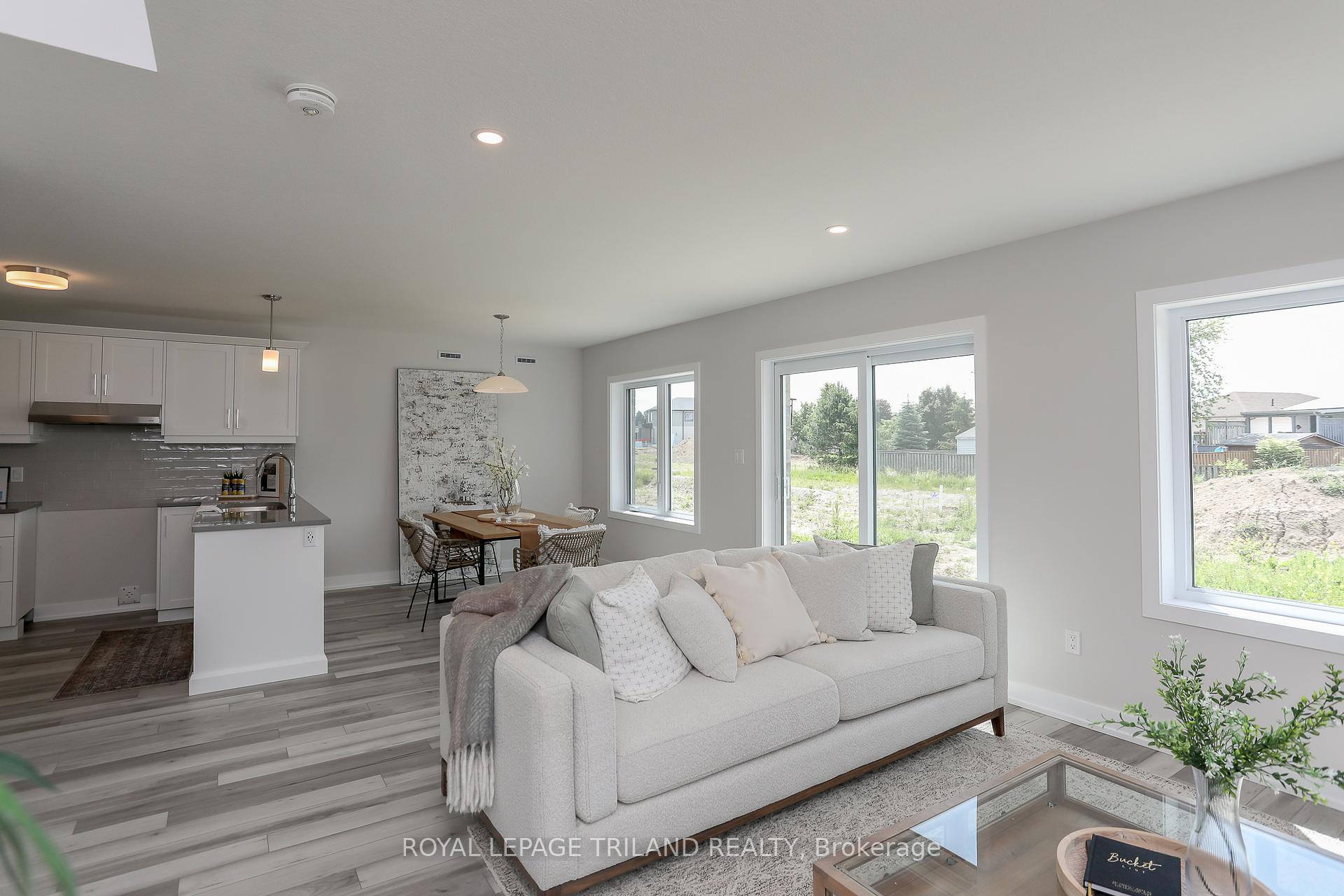 Photo 17 of 136 Manor Road, St. Thomas — HOMEH