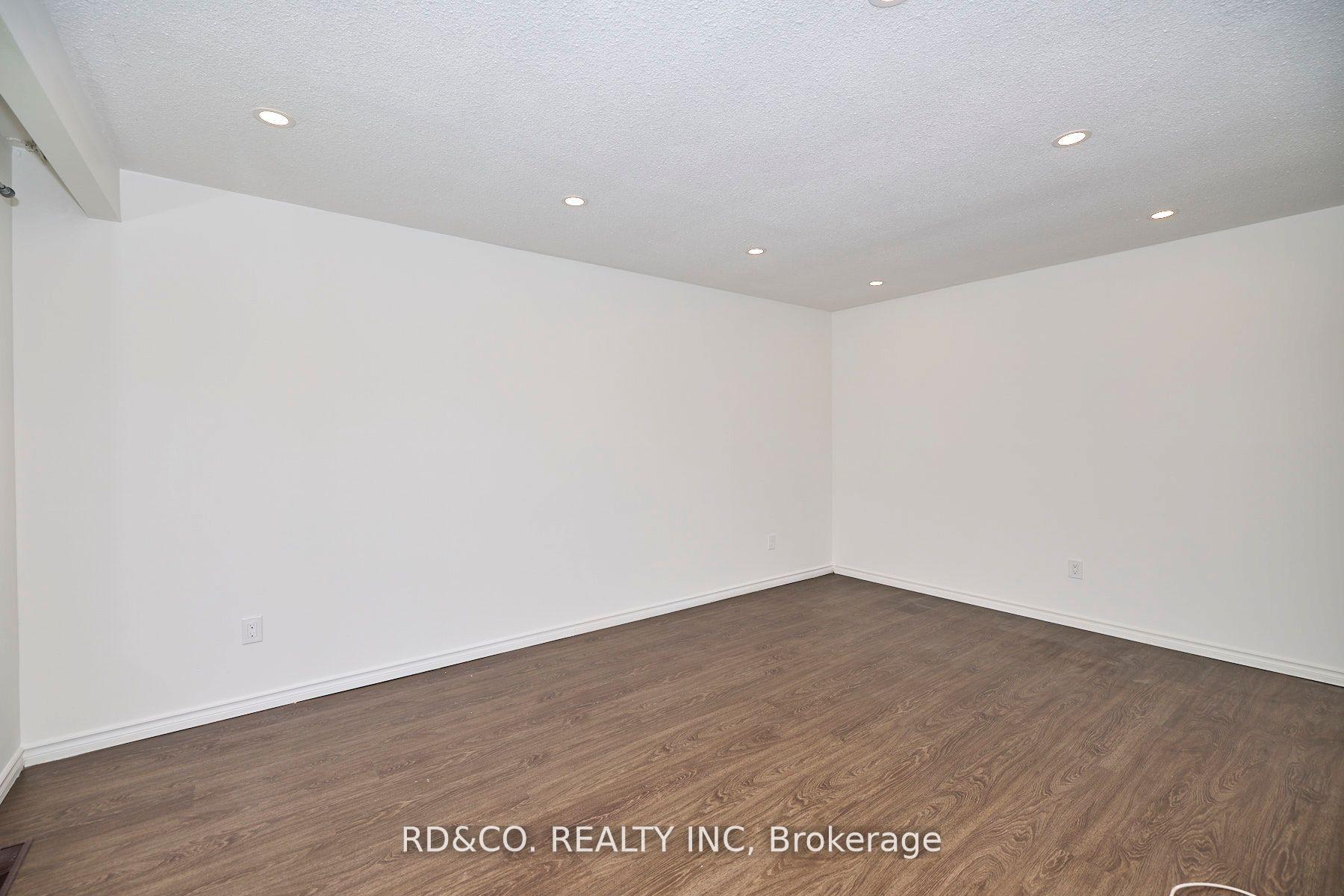 Photo 8 of 46 Loraine Drive, St. Catharines, Oakdale — HOMEH
