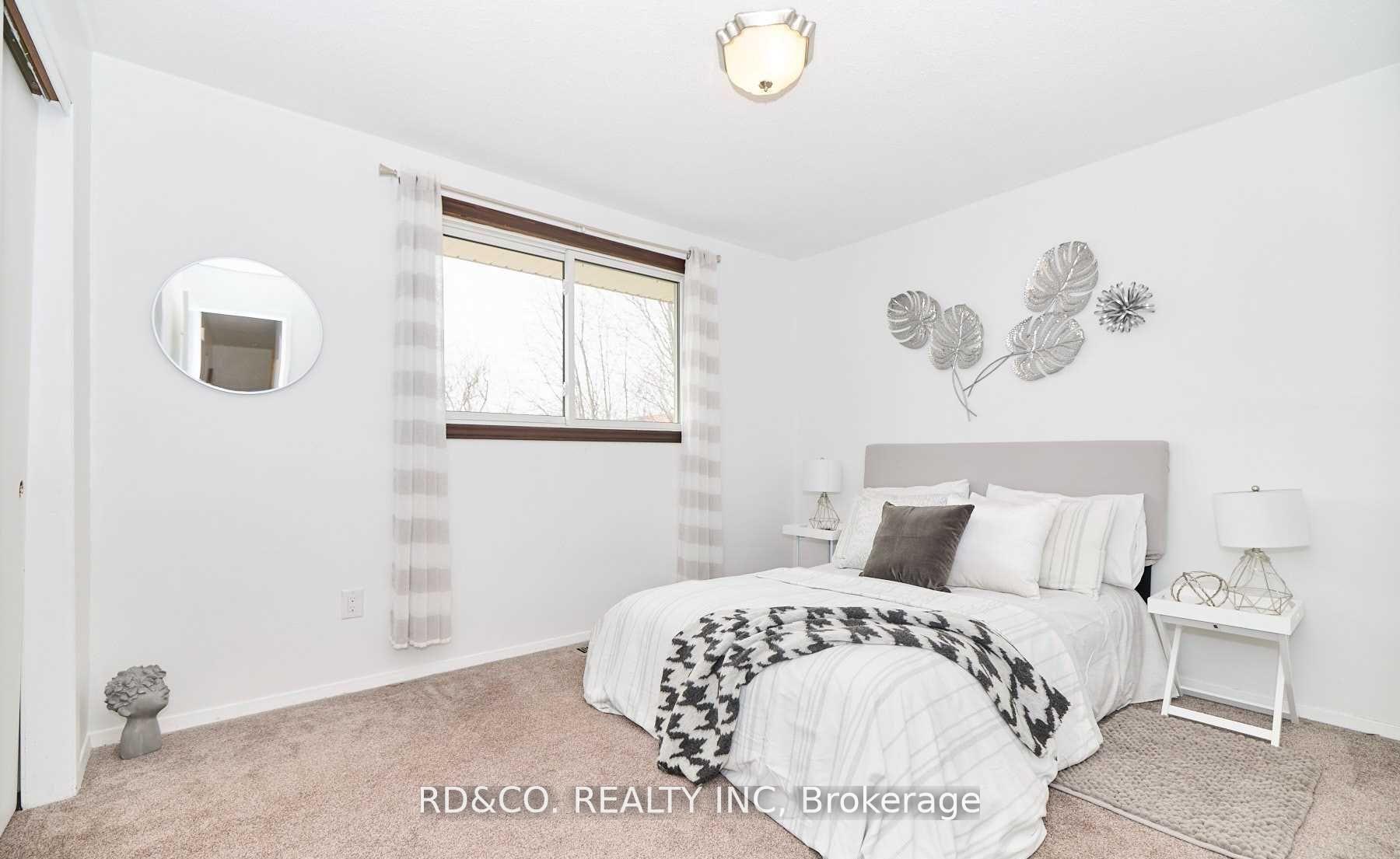 Photo 14 of 46 Loraine Drive, St. Catharines, Oakdale — HOMEH
