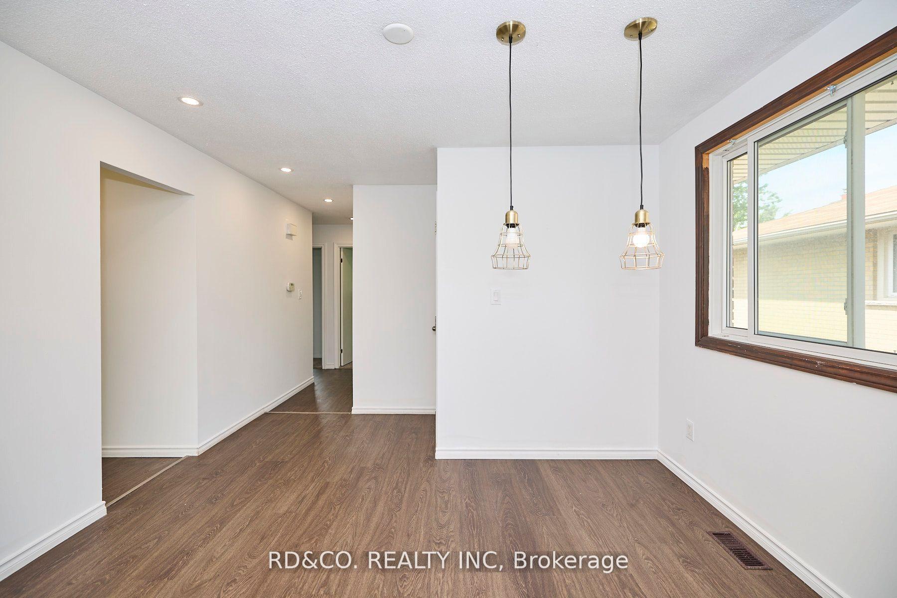 Photo 16 of 46 Loraine Drive, St. Catharines, Oakdale — HOMEH