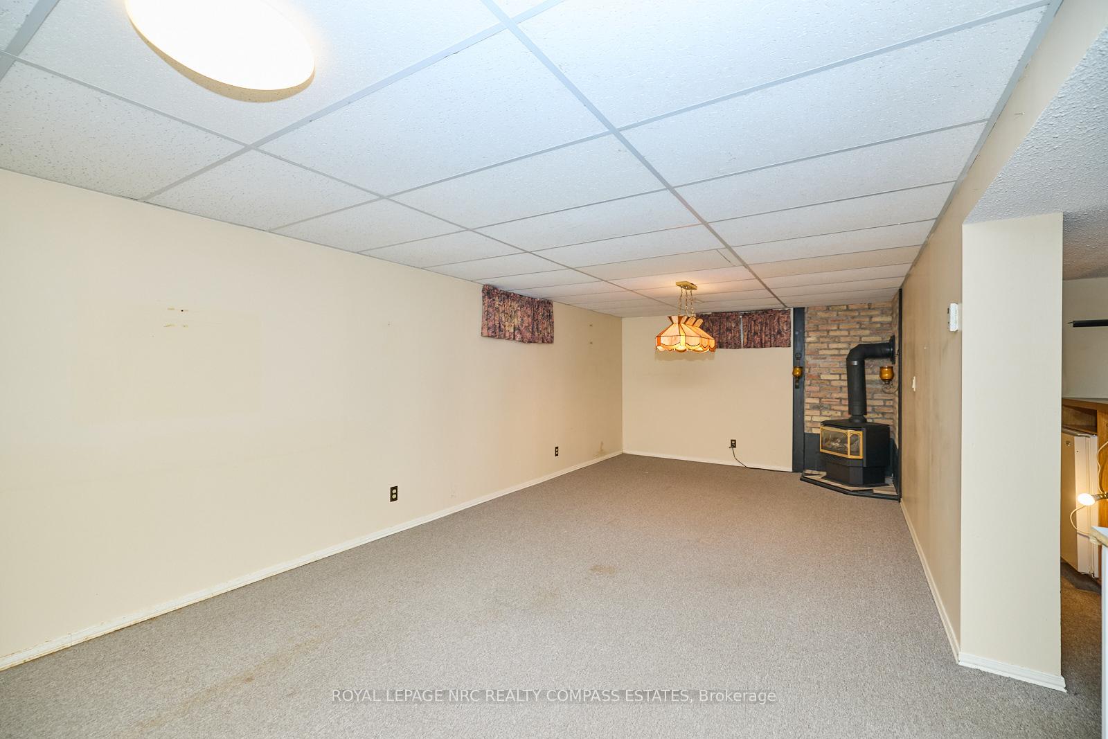 Photo 25 of 8 Densgrove Drive, St. Catharines, Vine/Linwell — HOMEH
