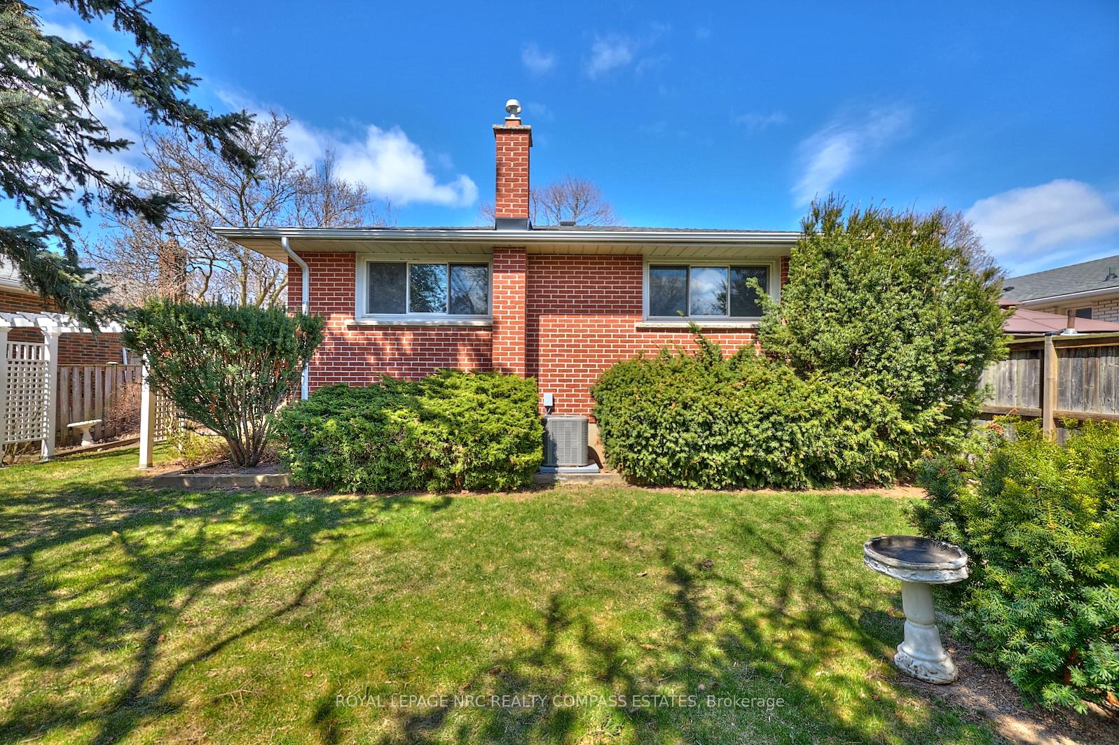Photo 36 of 8 Densgrove Drive, St. Catharines, Vine/Linwell — HOMEH