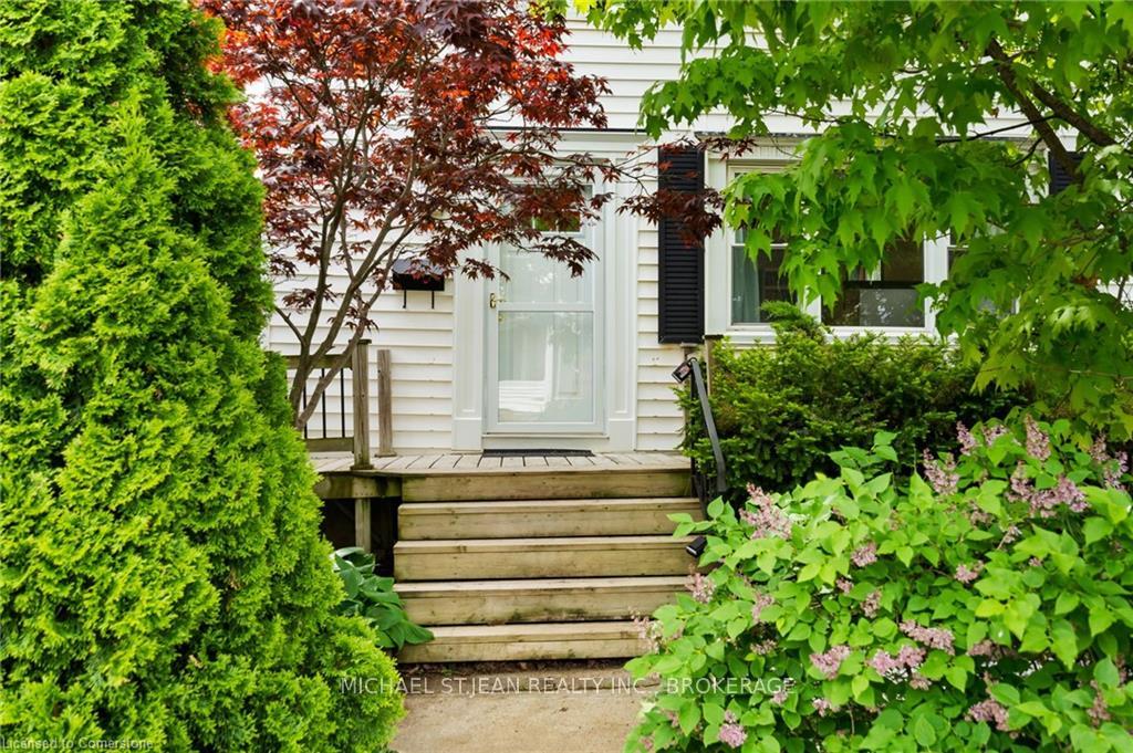 Photo 6 of 42 Chaplin Avenue, St. Catharines, Downtown — HOMEH