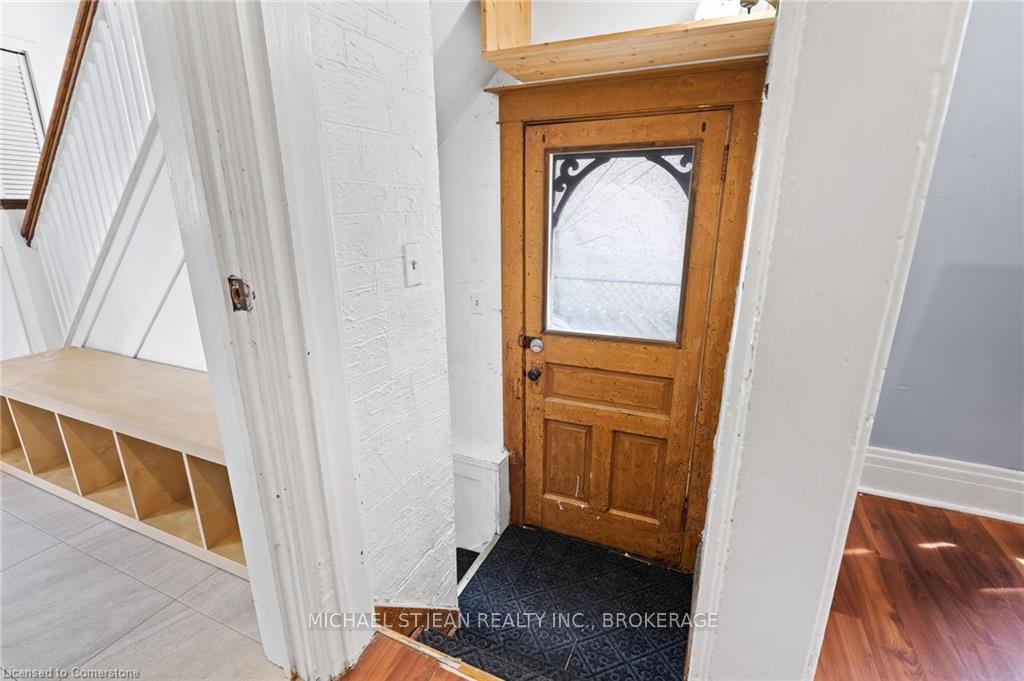 Photo 18 of 42 Chaplin Avenue, St. Catharines, Downtown — HOMEH