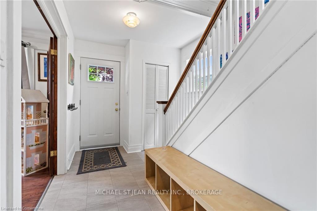 Photo 19 of 42 Chaplin Avenue, St. Catharines, Downtown — HOMEH
