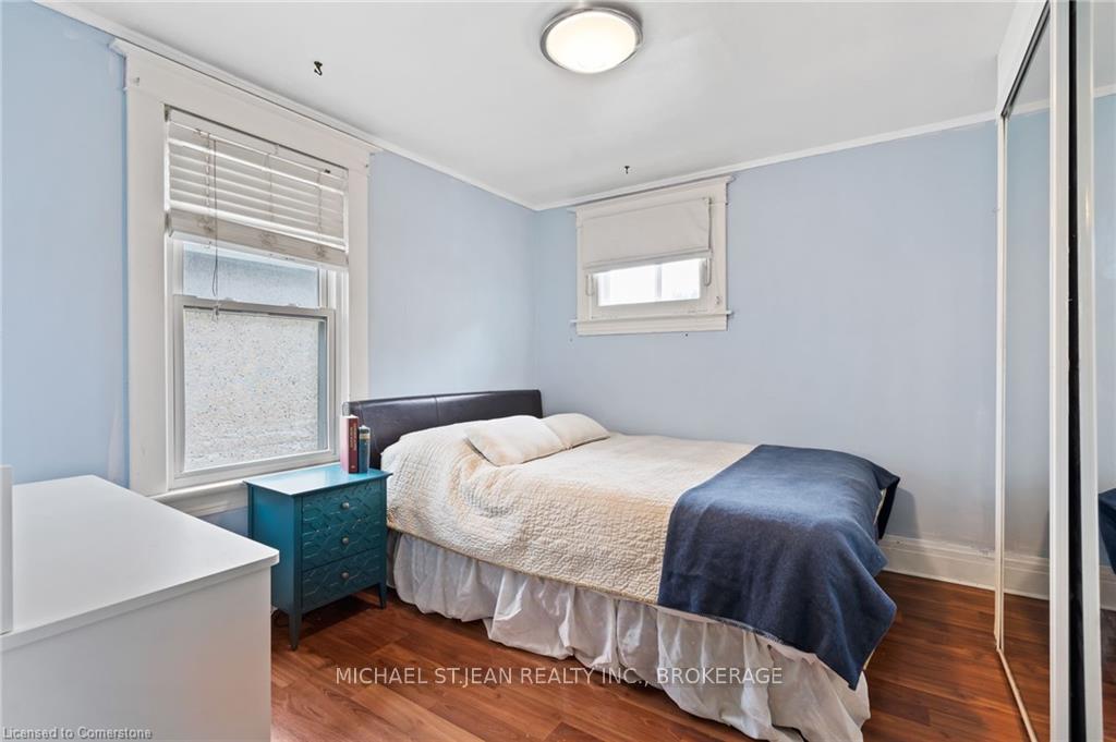 Photo 22 of 42 Chaplin Avenue, St. Catharines, Downtown — HOMEH