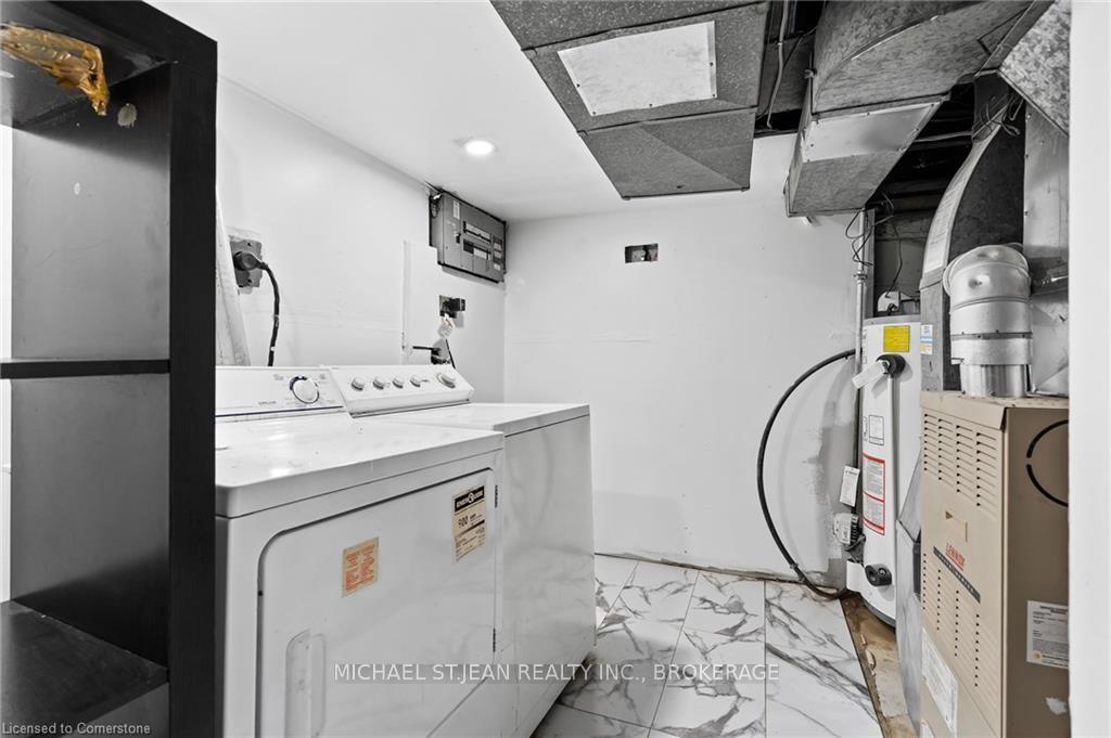 Photo 31 of 42 Chaplin Avenue, St. Catharines, Downtown — HOMEH