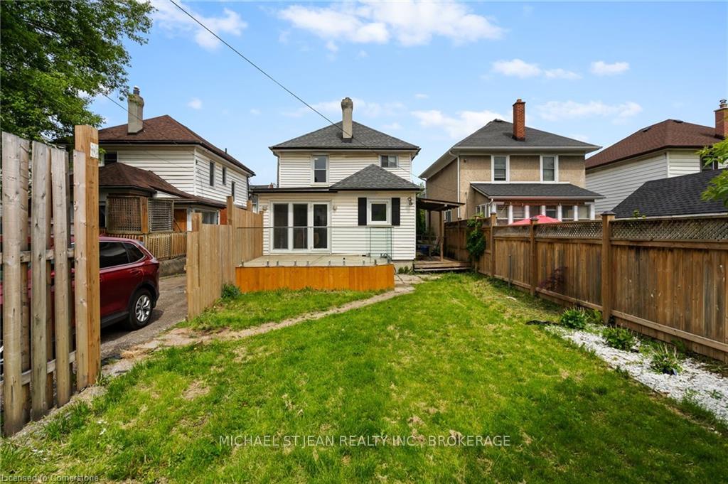 Photo 33 of 42 Chaplin Avenue, St. Catharines, Downtown — HOMEH