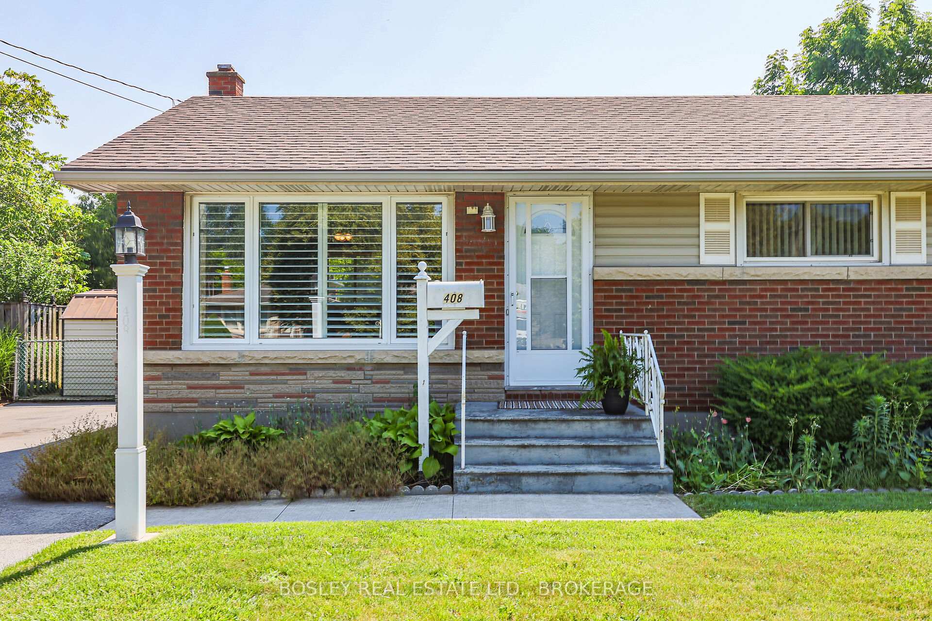 Photo 2 of 408 Bunting Road, St. Catharines, Carlton/Bunting — HOMEH