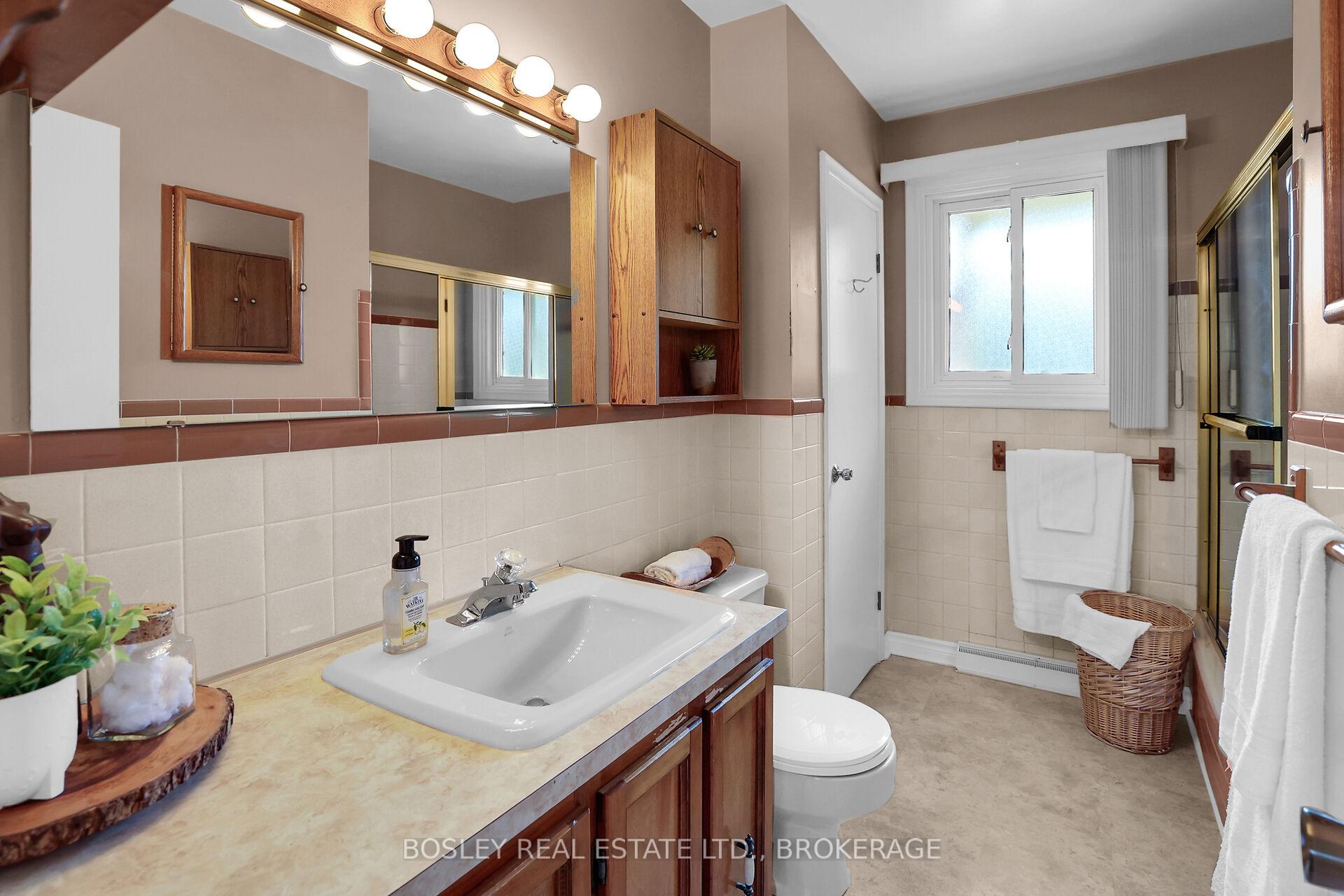 Photo 18 of 408 Bunting Road, St. Catharines, Carlton/Bunting — HOMEH