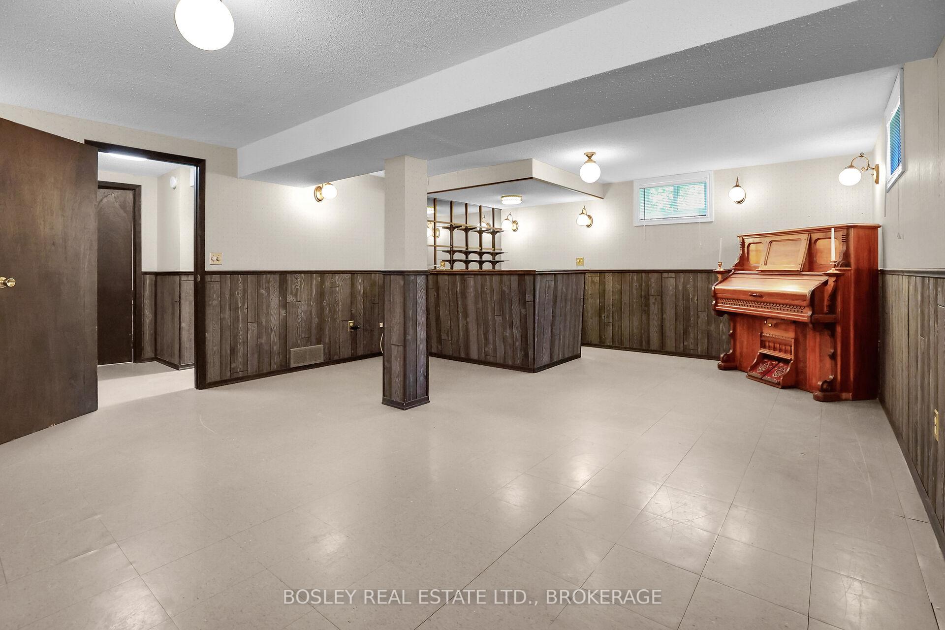 Photo 20 of 408 Bunting Road, St. Catharines, Carlton/Bunting — HOMEH