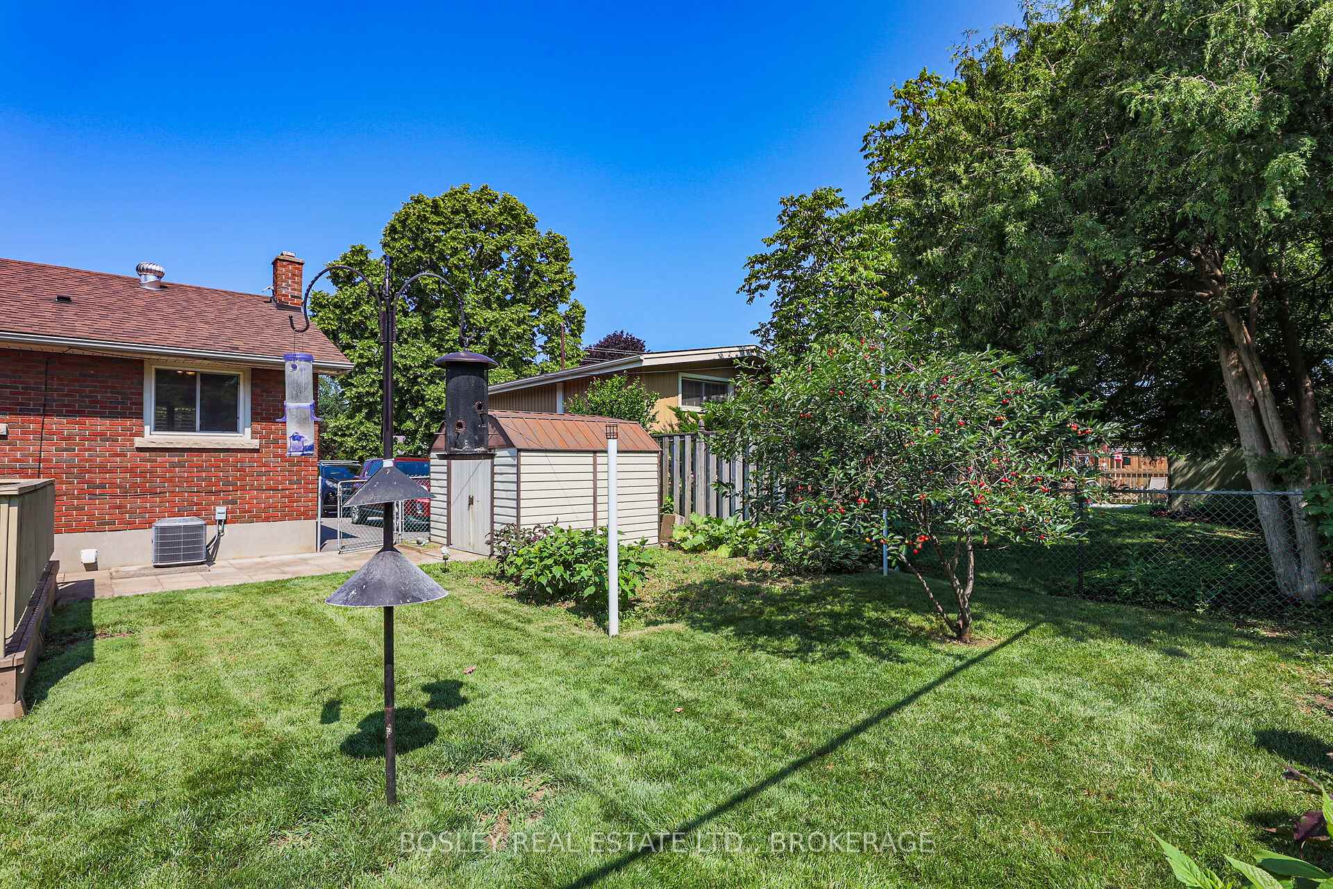 Photo 29 of 408 Bunting Road, St. Catharines, Carlton/Bunting — HOMEH