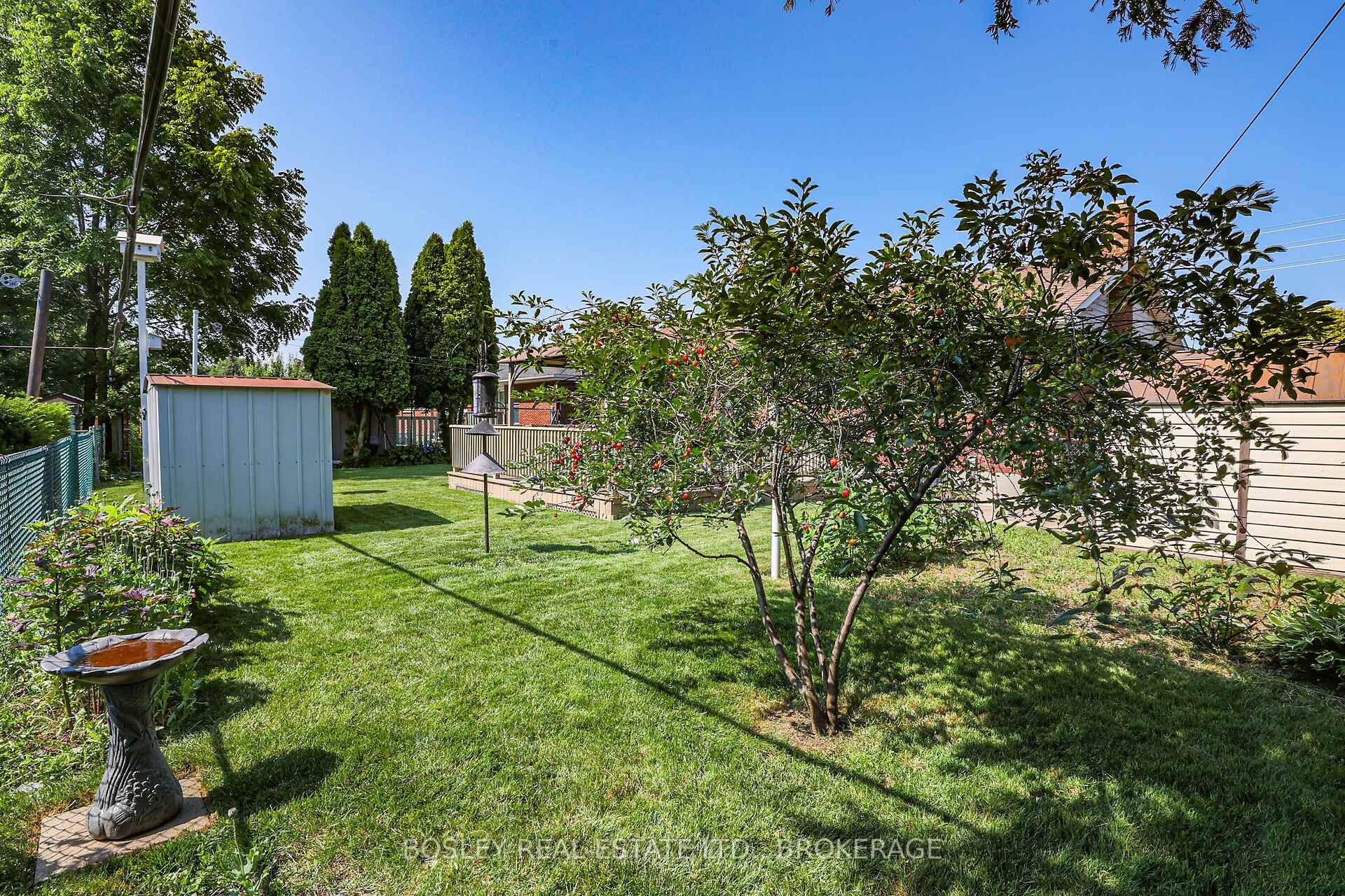 Photo 30 of 408 Bunting Road, St. Catharines, Carlton/Bunting — HOMEH