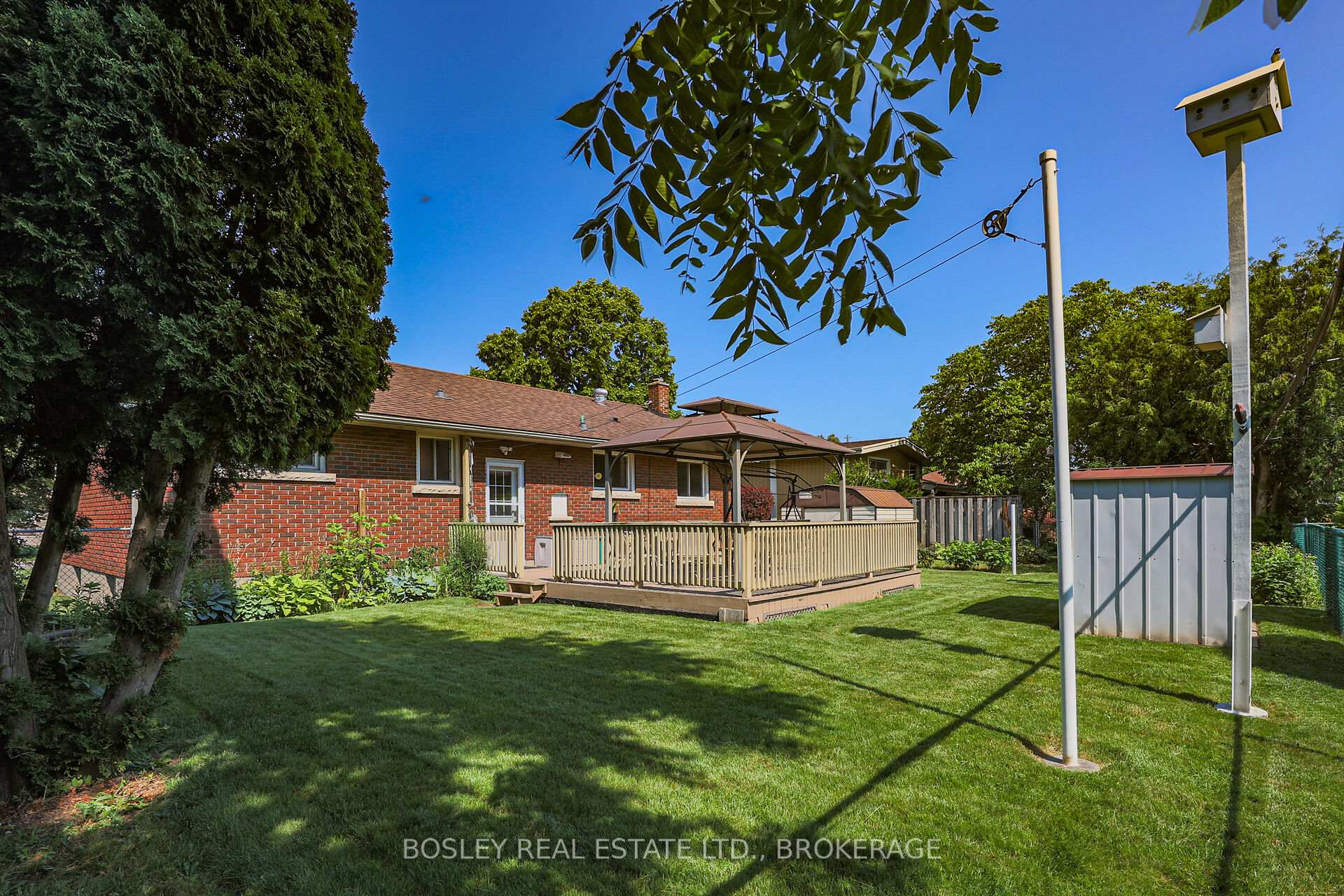 Photo 35 of 408 Bunting Road, St. Catharines, Carlton/Bunting — HOMEH