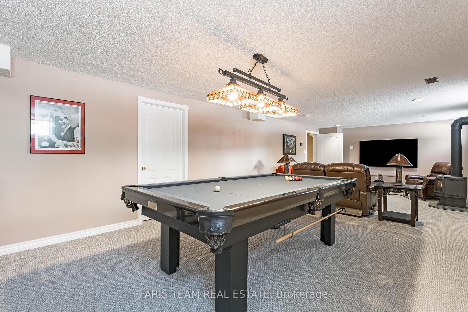 Photo 21 of 7 Winter Court, Springwater, Minesing — HOMEH
