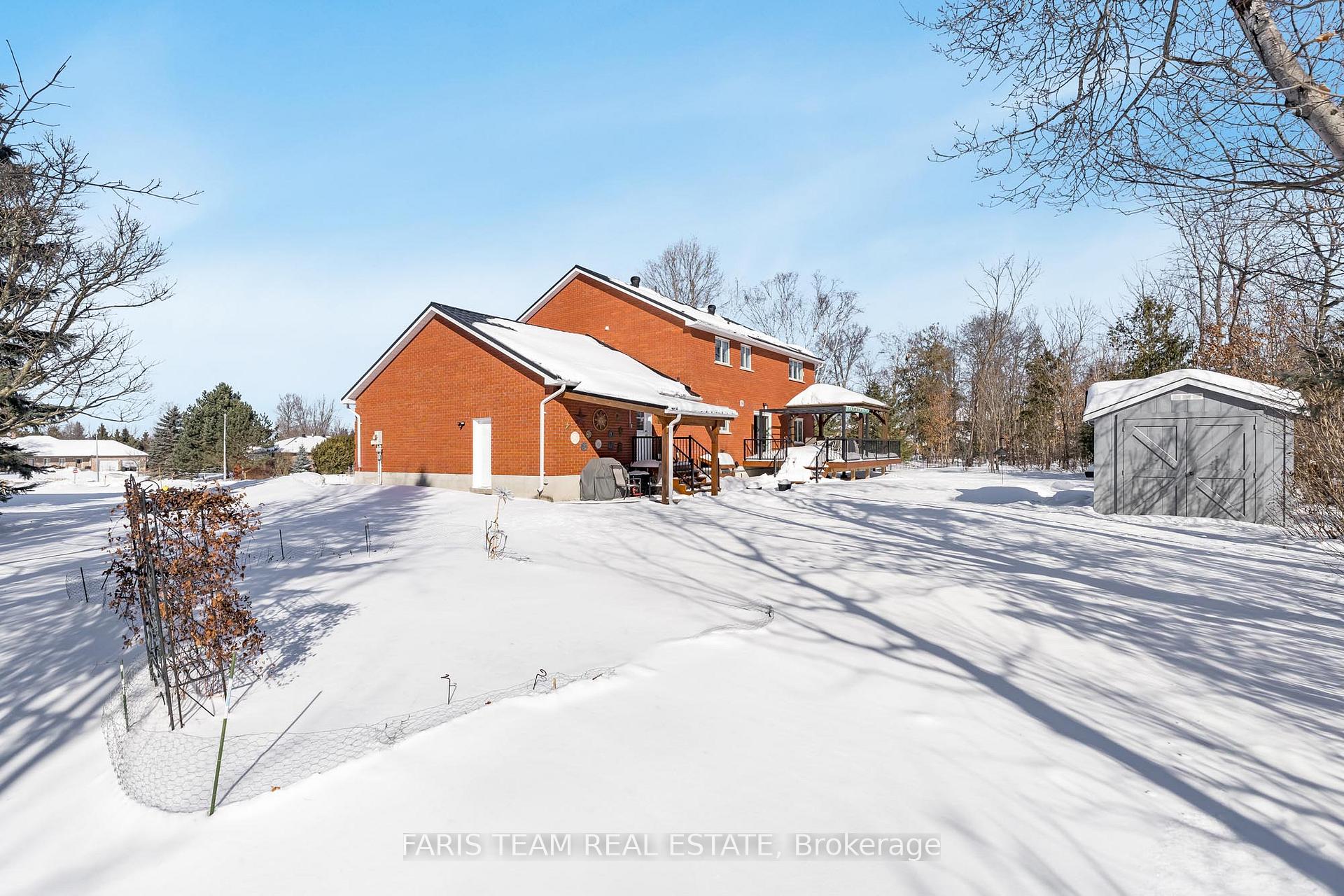 Photo 23 of 7 Winter Court, Springwater, Minesing — HOMEH