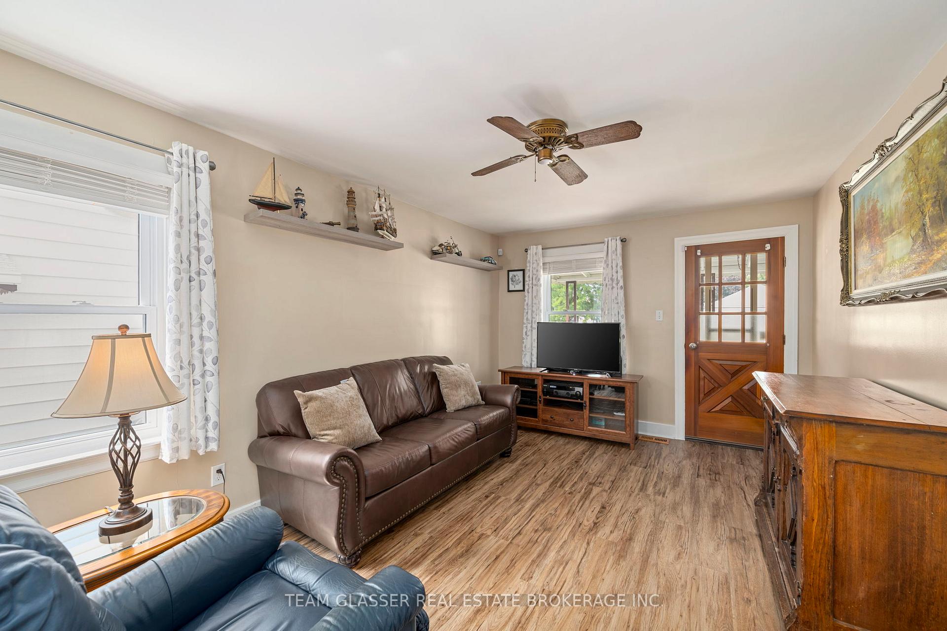 Photo 3 of 79 Woodworth Avenue, St. Thomas — HOMEH