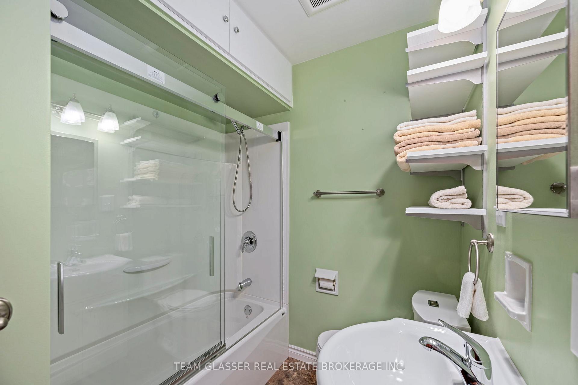 Photo 8 of 79 Woodworth Avenue, St. Thomas — HOMEH