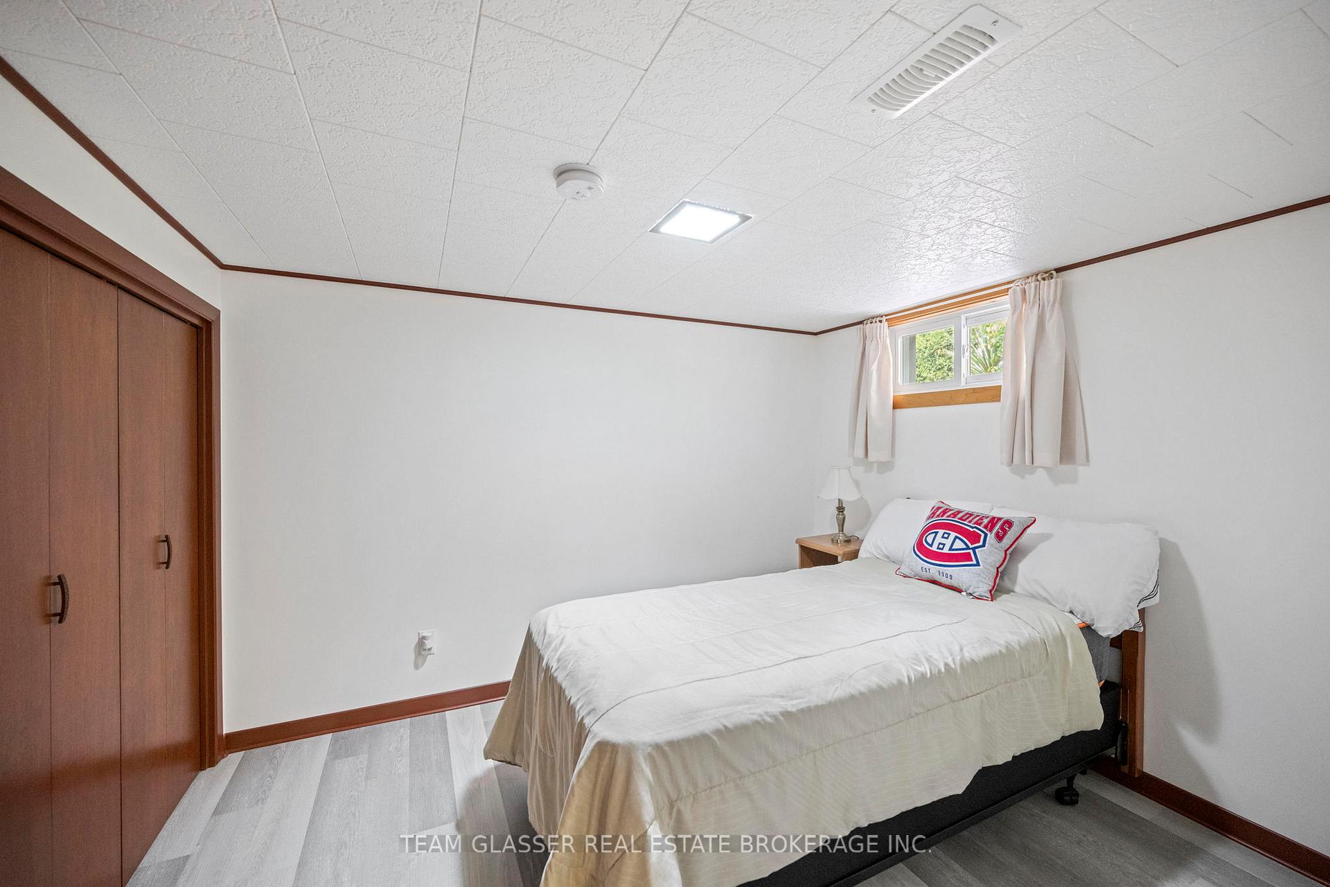 Photo 11 of 79 Woodworth Avenue, St. Thomas — HOMEH