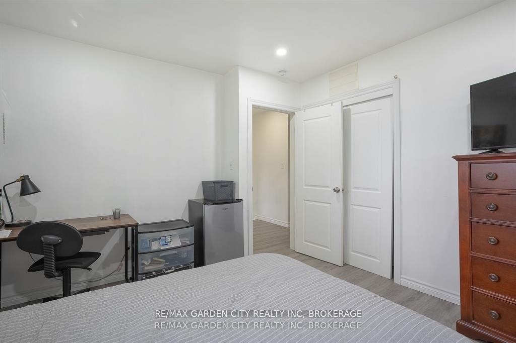 Photo 18 of 180 St. Davids Road, St. Catharines, Burleigh Hill — HOMEH