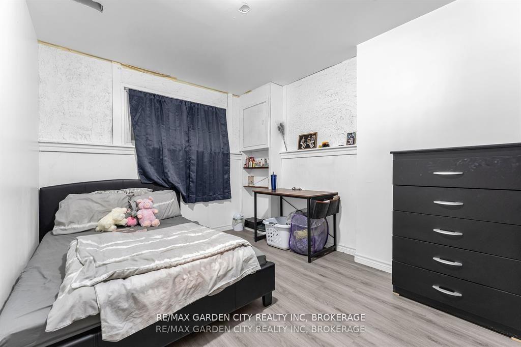 Photo 36 of 180 St. Davids Road, St. Catharines, Burleigh Hill — HOMEH