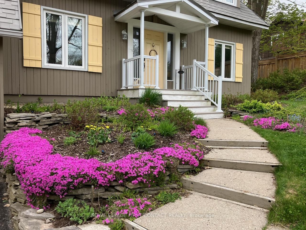 Photo 4 of 42 Belmont Crescent, Springwater, Midhurst — HOMEH