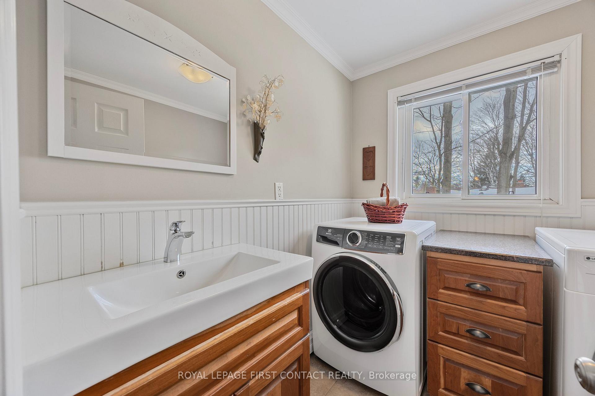 Photo 18 of 42 Belmont Crescent, Springwater, Midhurst — HOMEH