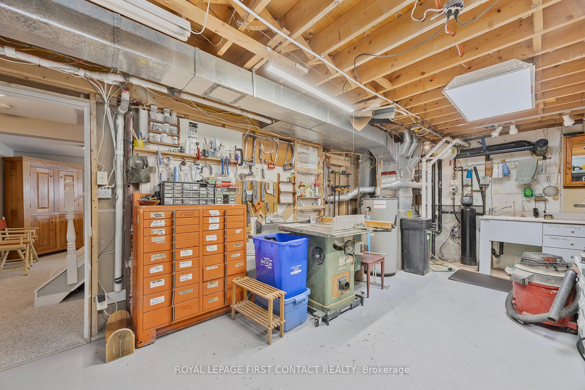 Photo 35 of 42 Belmont Crescent, Springwater, Midhurst — HOMEH