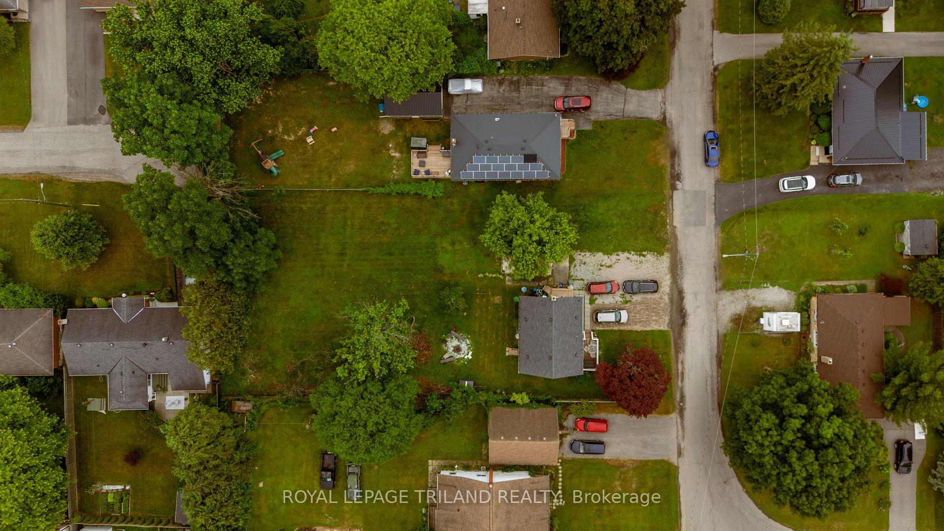 Photo 18 of 242 Alma Street, St. Thomas — HOMEH